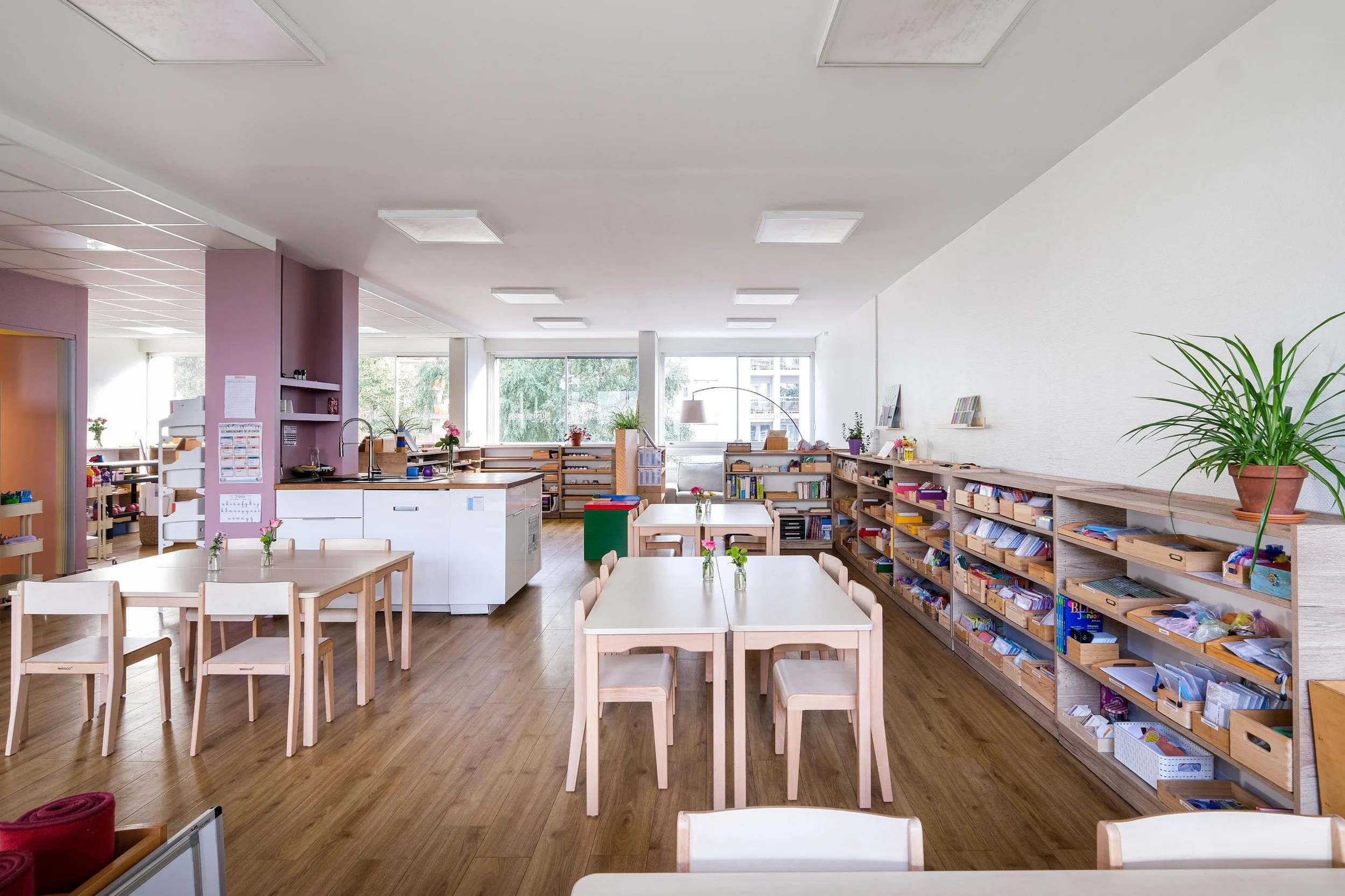 Classe Montessori ergonomique