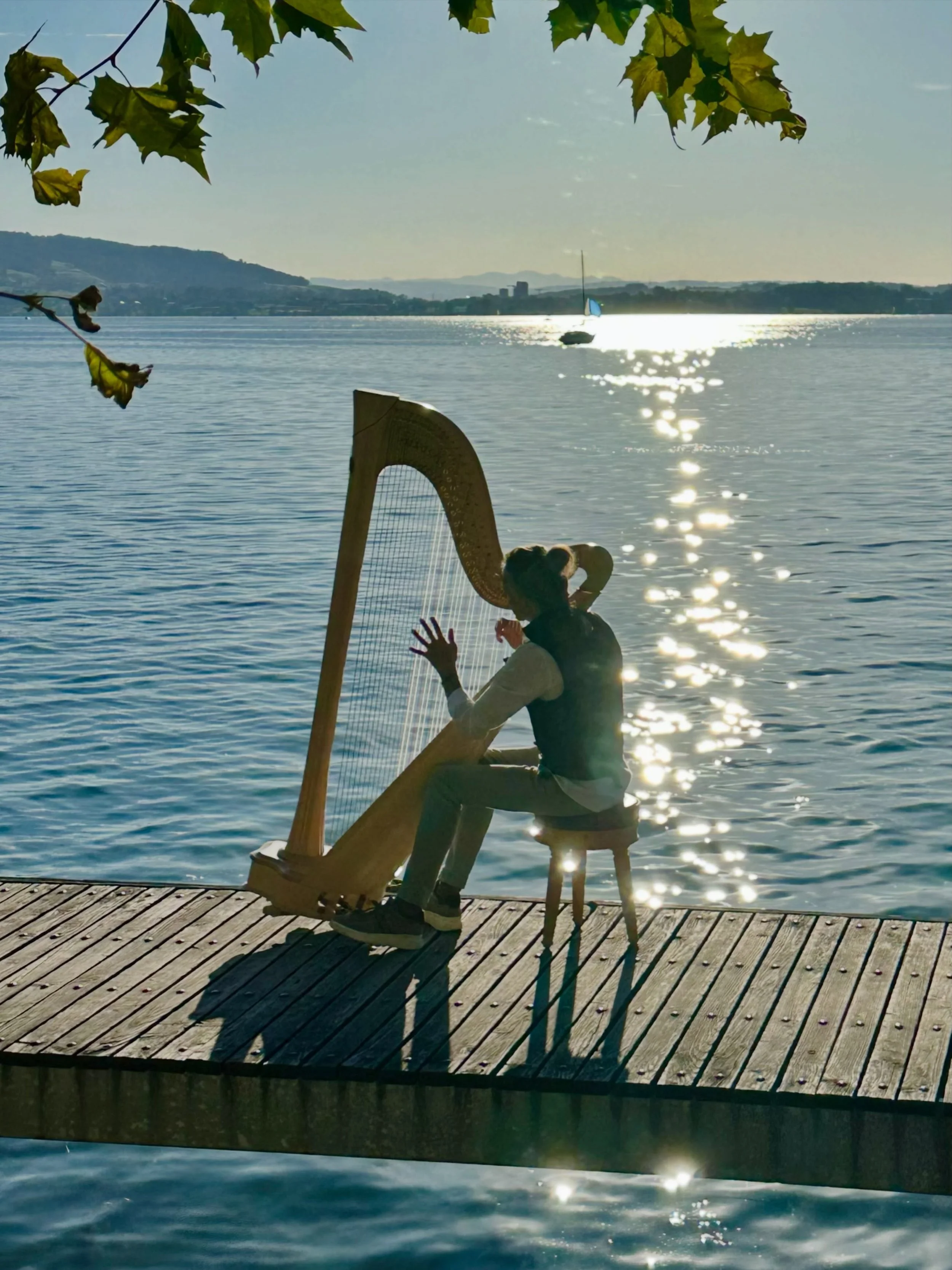 Sometimes a dream doesn&rsquo;t arrive with fireworks.

Sometimes it looks like a harpist by the lake, melody carried by the evening breeze, and the soft realisation that this moment is already a gift. 

Keep dreaming. ✨ 

#heartfeltgratitude #harpis