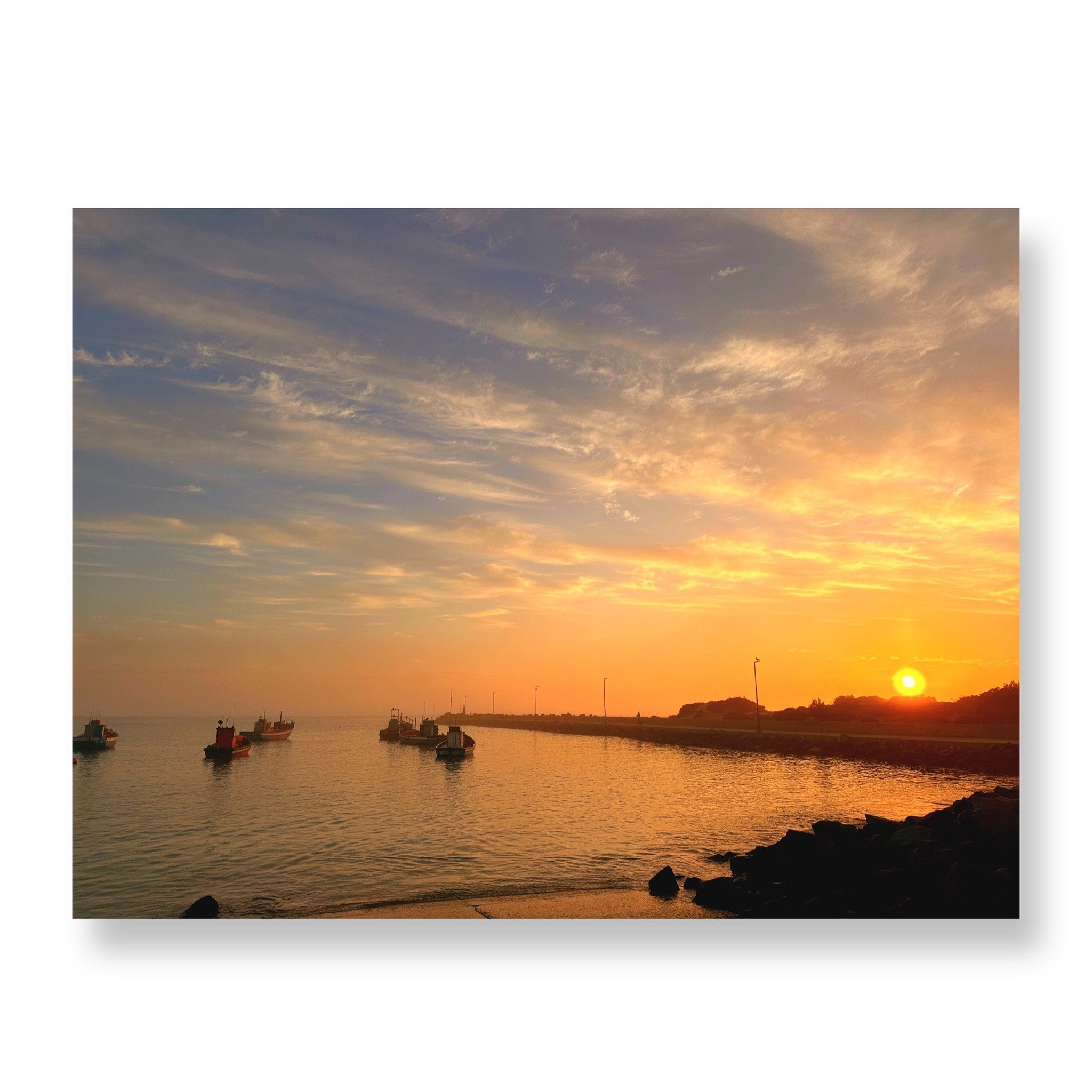 Early mornings at Struisbaai Harbour.

 #luxuryaccommodation #intimategetaway #luxuryvacationrental #TailoredTravel #TwoOceans #boutiqueaccomodation #HighEndHideaway #capeagulhas #travelafrica #BookDirect #luxuryvacationrental #SeasideRetreat #places