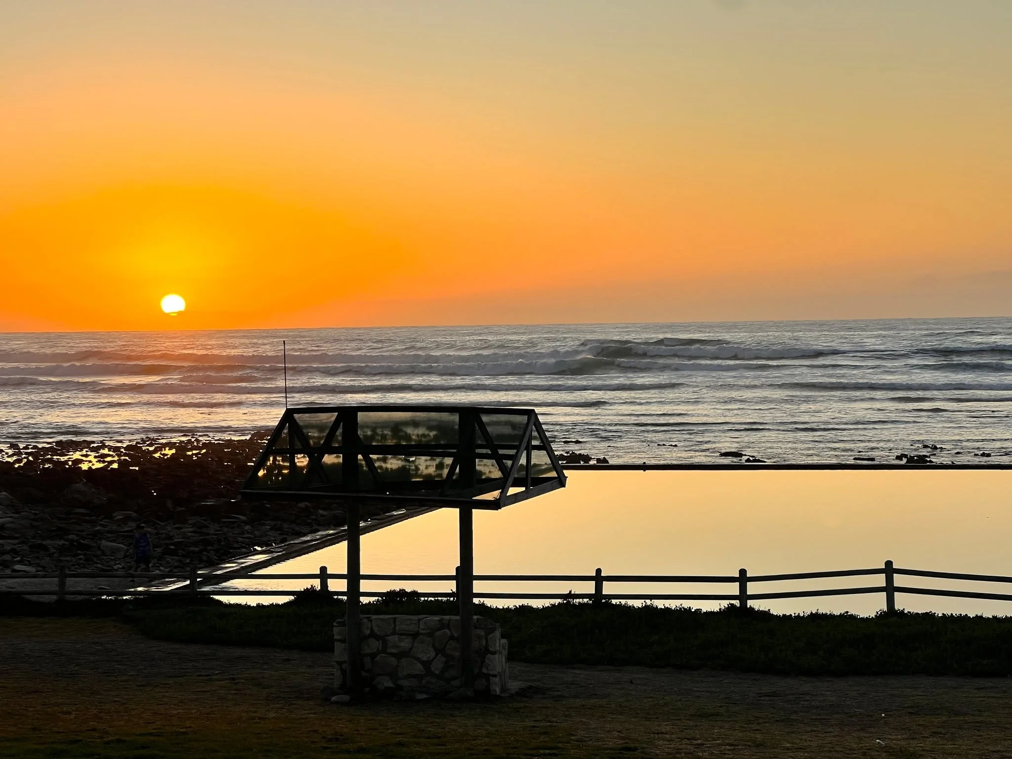 Every December, travellers fall in love with this coastline &mdash; and every January, they promise themselves they&rsquo;ll come back. Because once you&rsquo;ve watched a Struisbaai sunrise, walked the fynbos trails at De Mond, and shared wine on a 