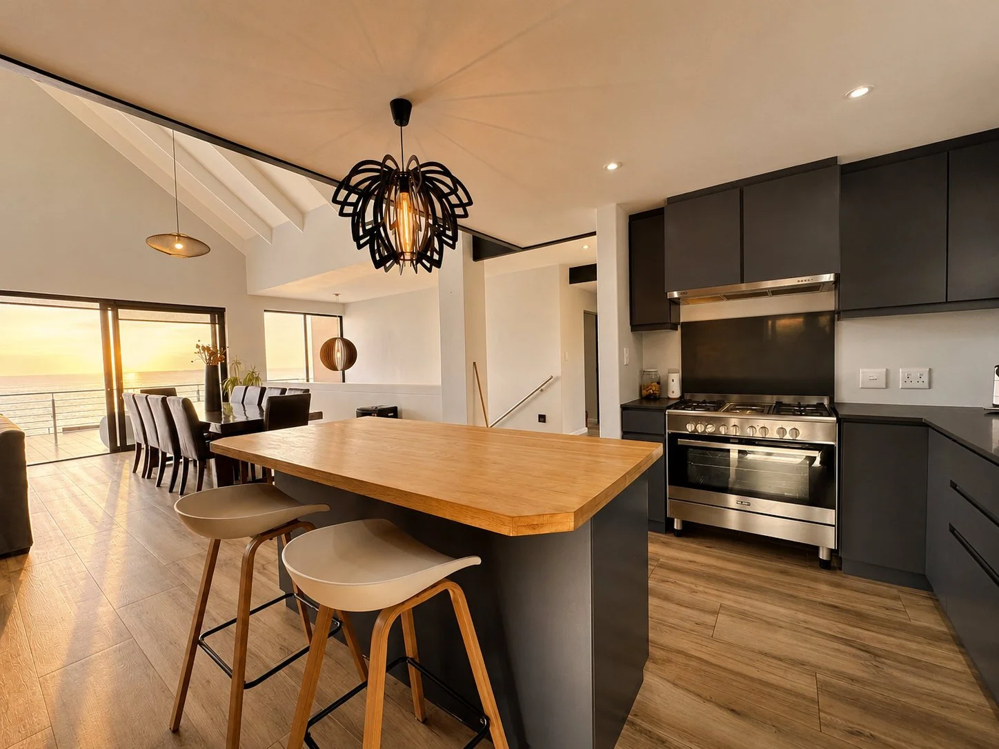 8 sleeper luxury self catering guest house holiday rental Agulhas Spookdraai The Pearl-22.jpg