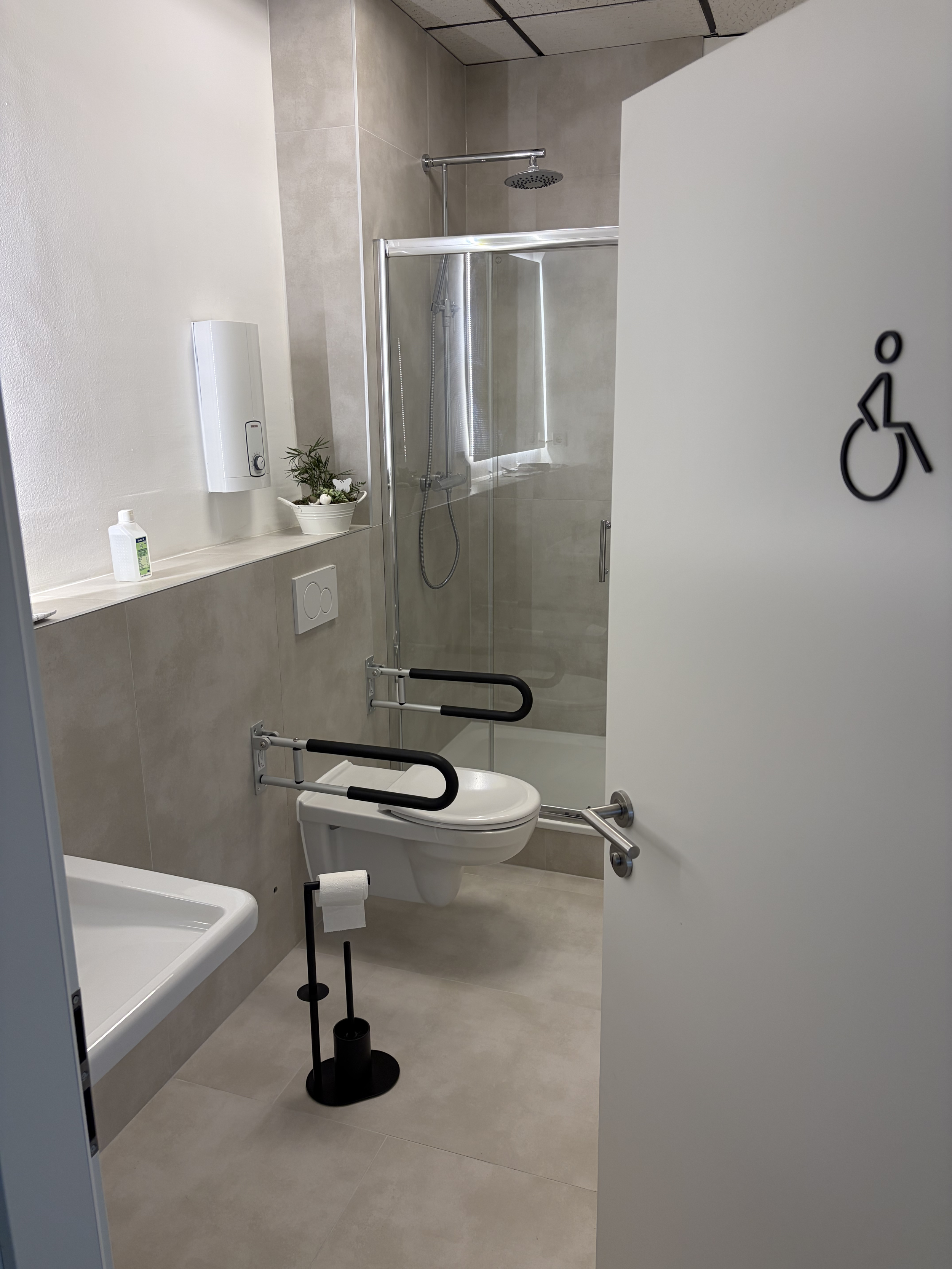 Barrierefreie Toilette