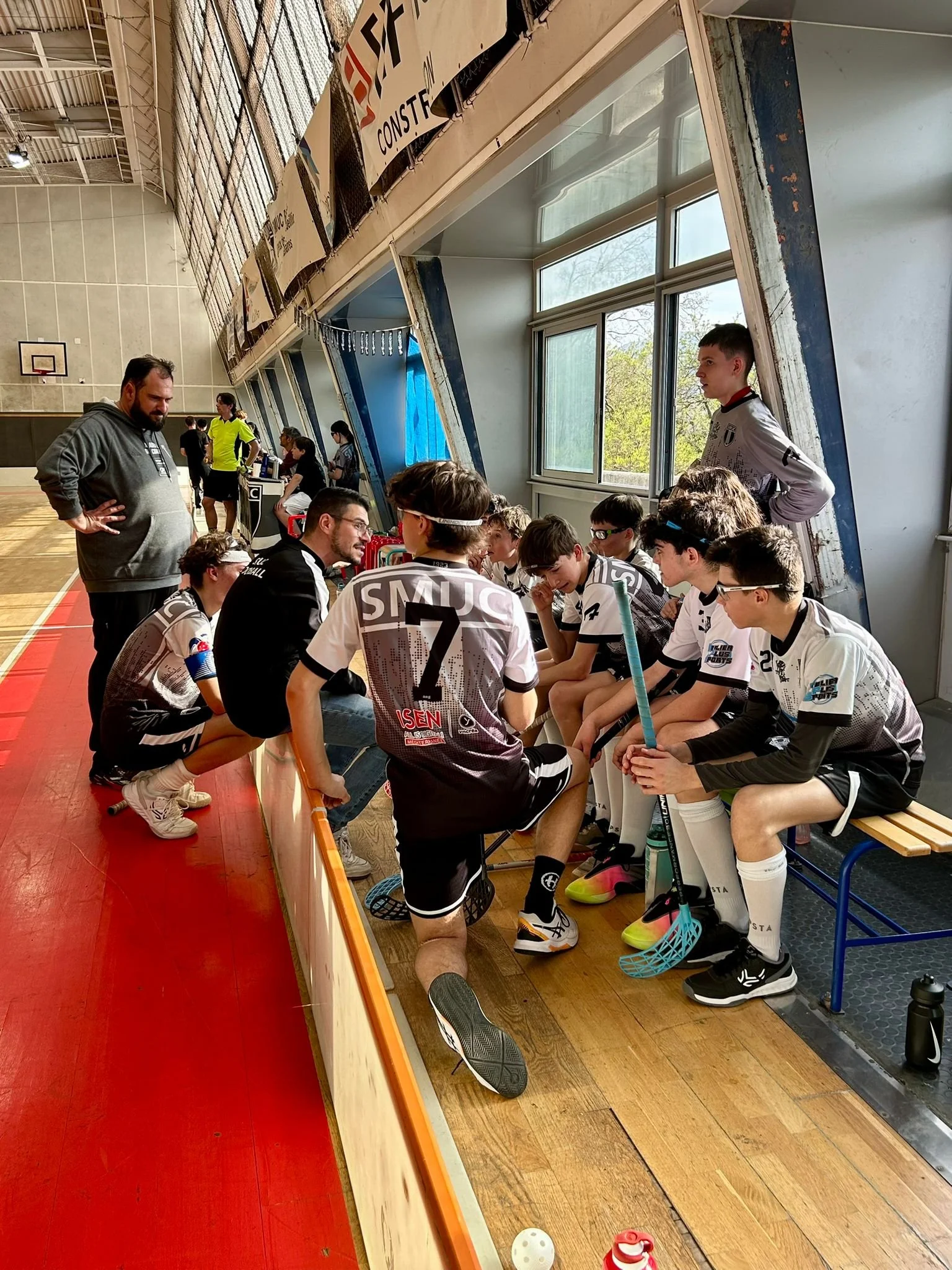 Un week-end 100 % floorball au SMUC 🏑