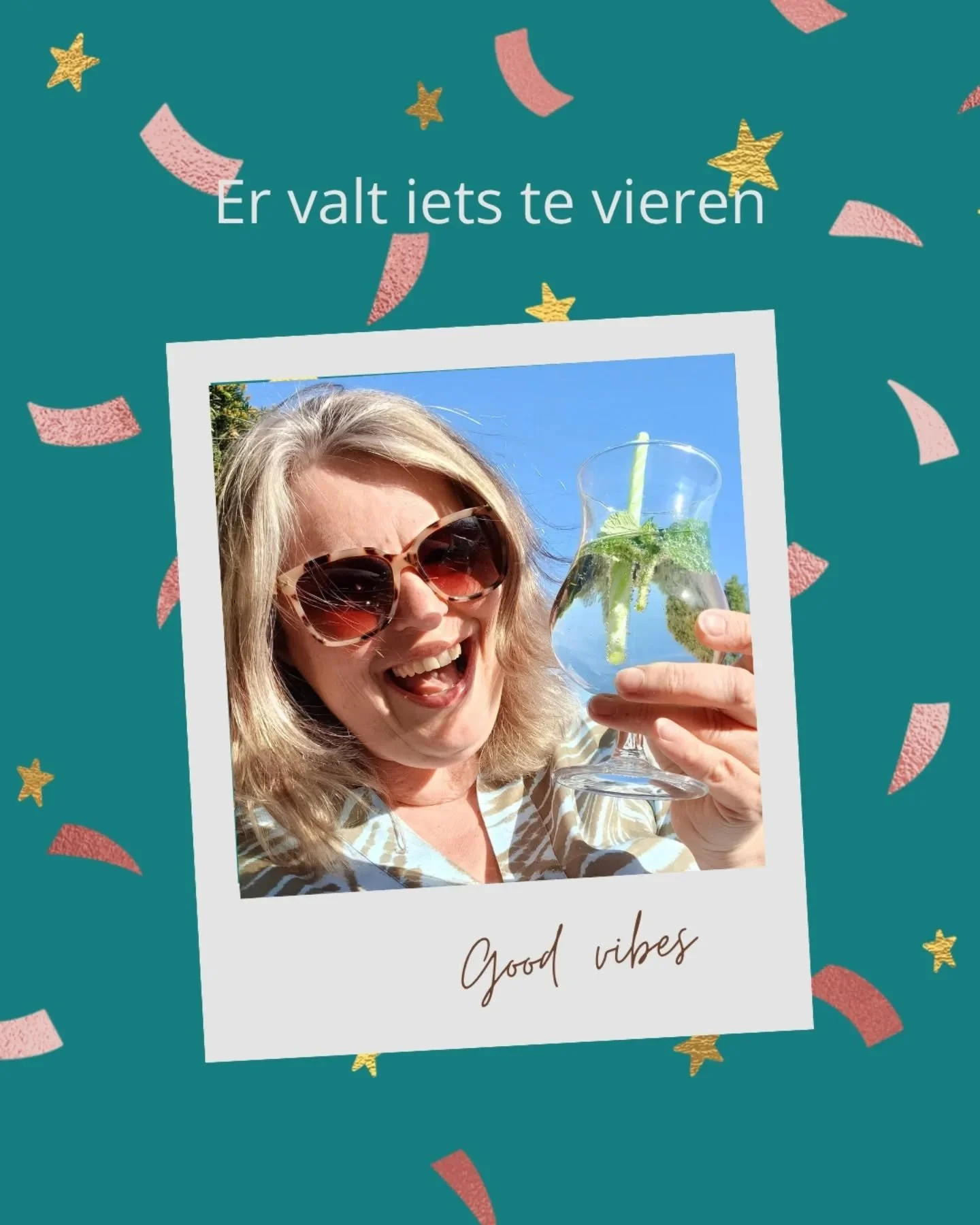 Er valt iets te vieren 🥳
Eind vorig jaar tekende ik een auteurscontract bij De Verhalenfabriek en daarna werd het even stil rond mijn schrijfplannen. Maar niet zonder reden.

Achter de schermen werd er hard gewerkt en nu is het zover: mijn novelle i