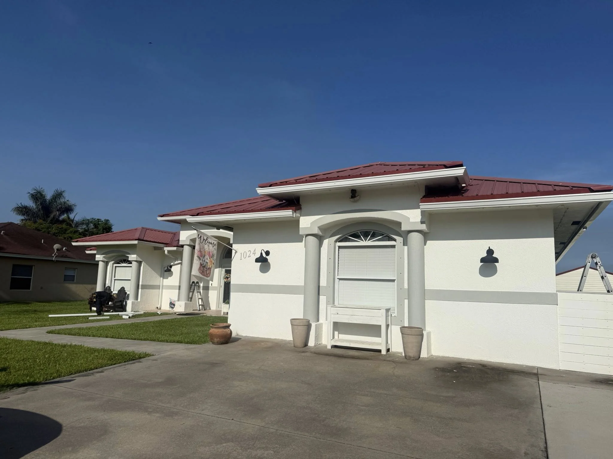 Seamless gutter in South Florida