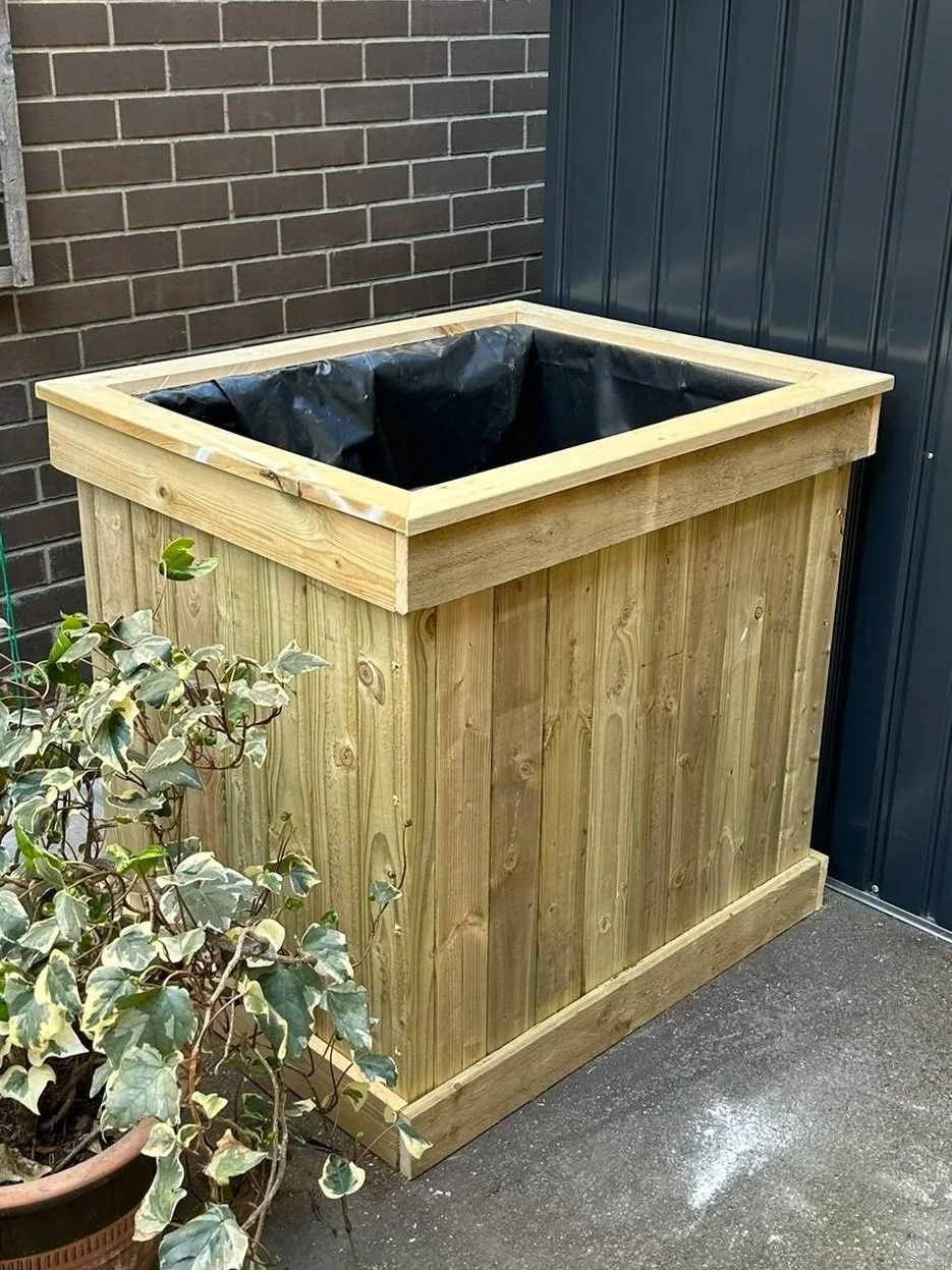 Simple chunky planter for The Clay Garden
