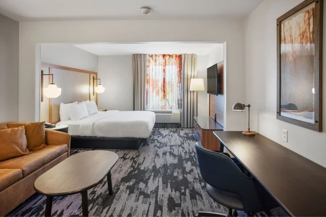fi-sacfs-guest-room-king-33052_Classic-Hor.jpg
