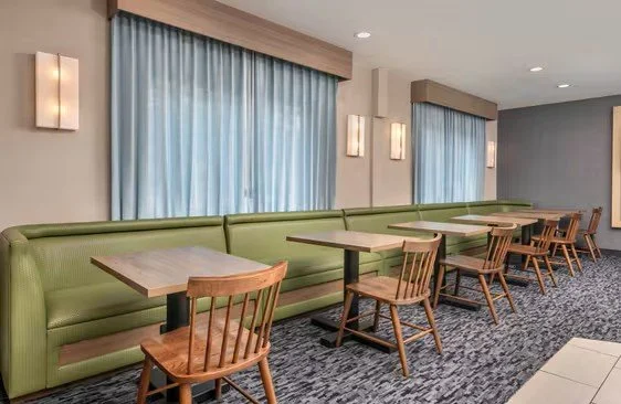 xe-lftxe-breakfast-area-27298_Classic-Hor.jpg