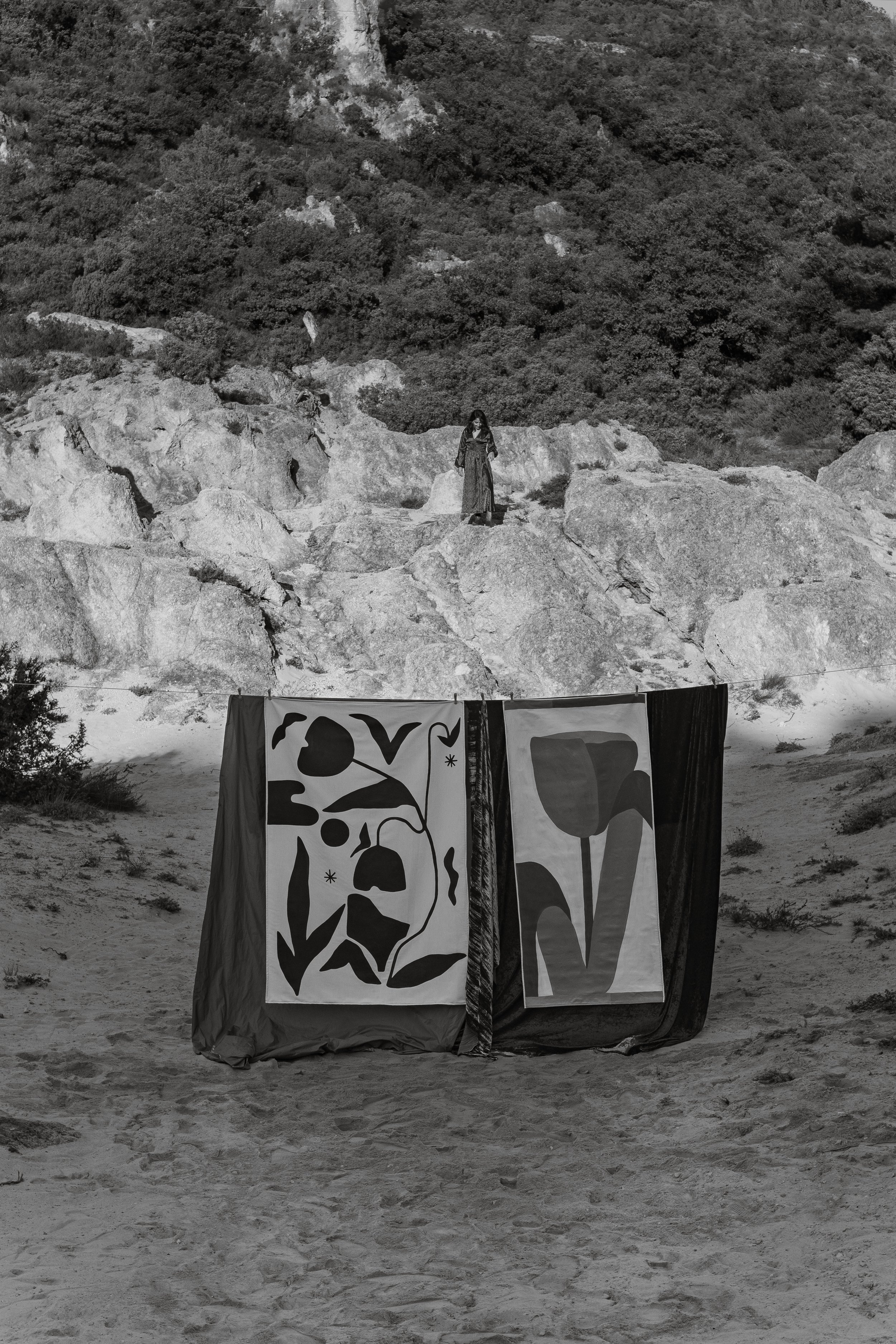 INSTALLATION TEXTILE - Série After the Shadows (2025) © Justine Robineau
