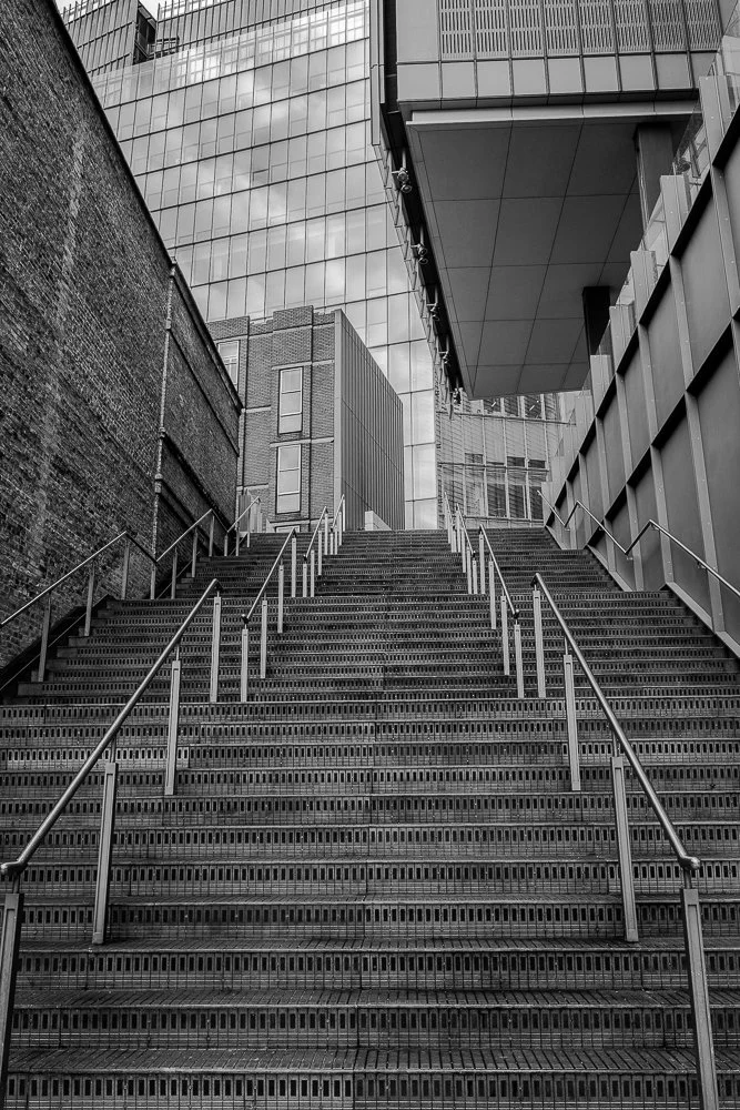 Stairs - Lumix S511