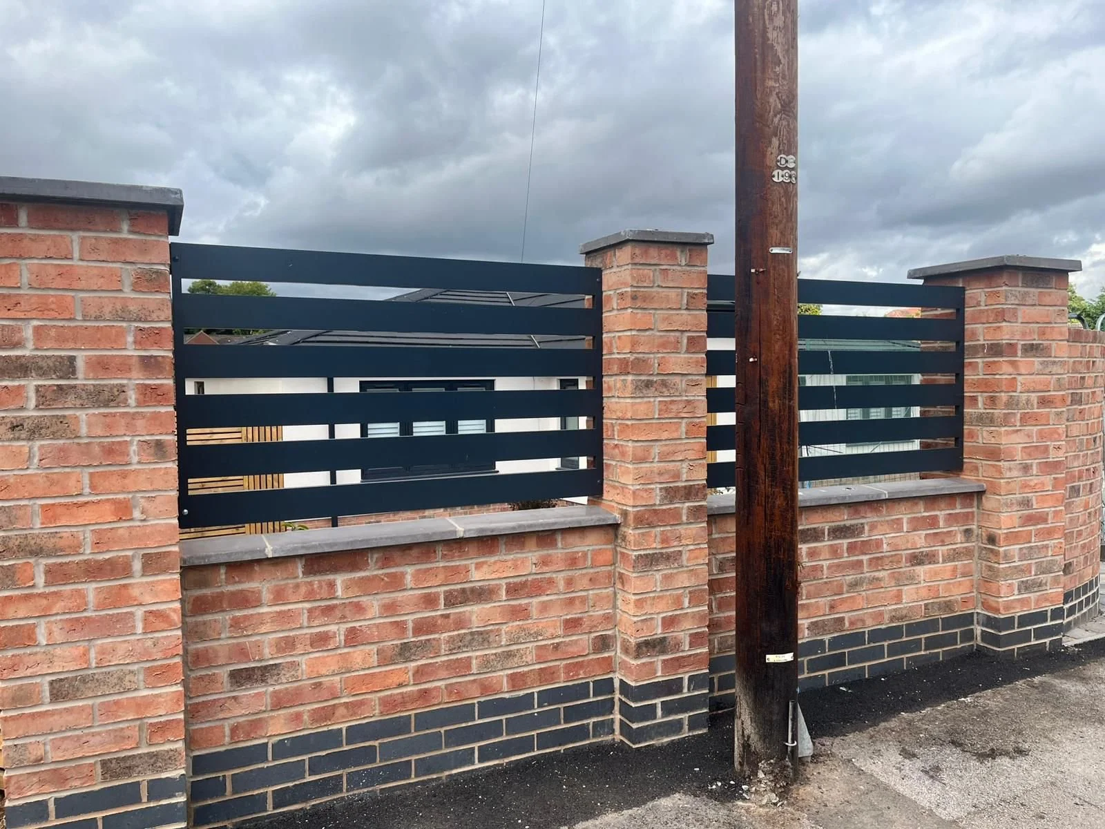 aluminium privacy panel fabrication.jpg