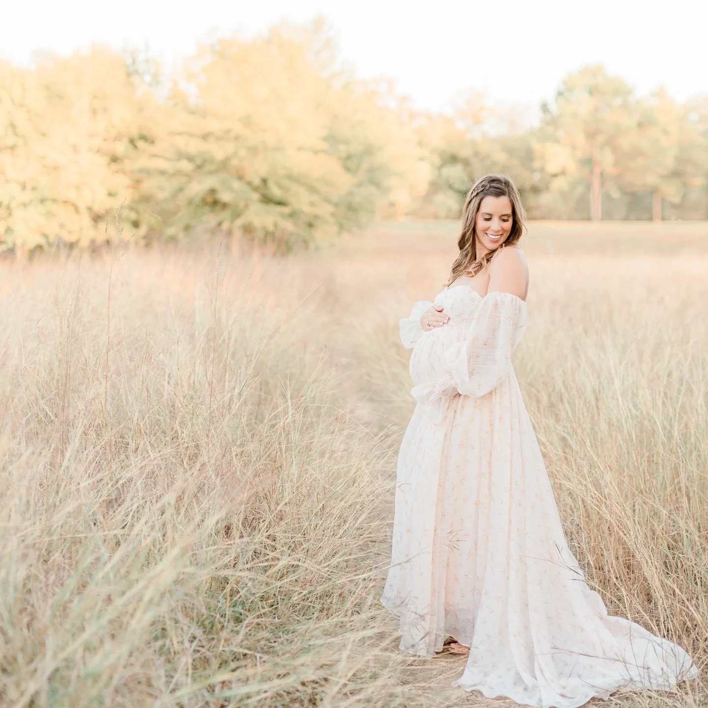 The scream I scrumpt when @megbmayer told me she was expecting baby number three and it was a GIRL! No word exists to describe how spoiled and loved this princess will be 💗