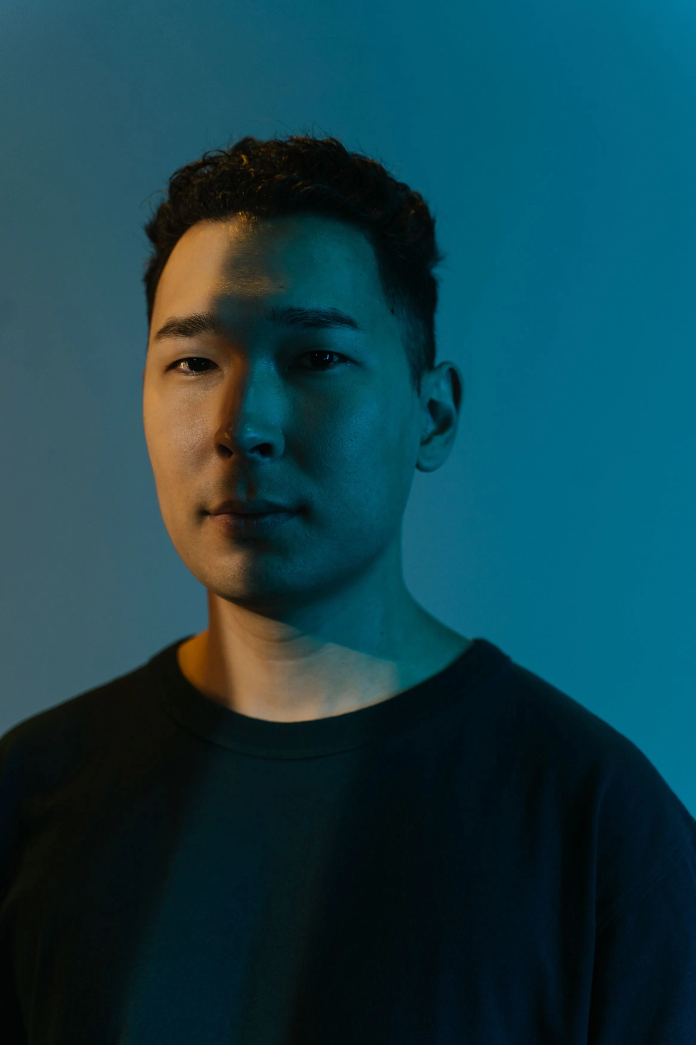 East Asian adult child of immigrant struggles with anxiety, perfectionism, and over-functioning. Seeks individual therapy in Oakland East Bay and online in San Francisco Bay Area and California.