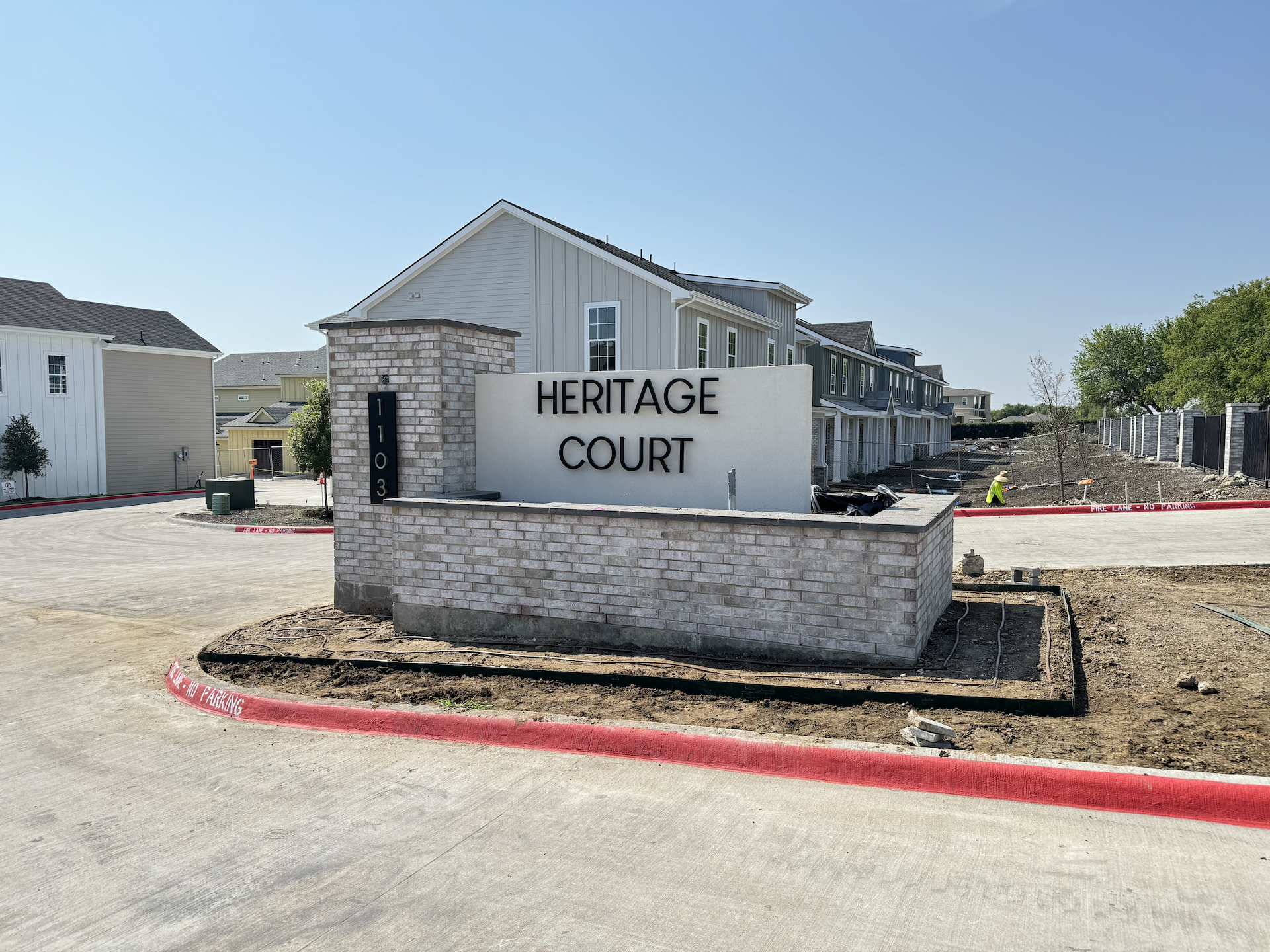 heritage court.png