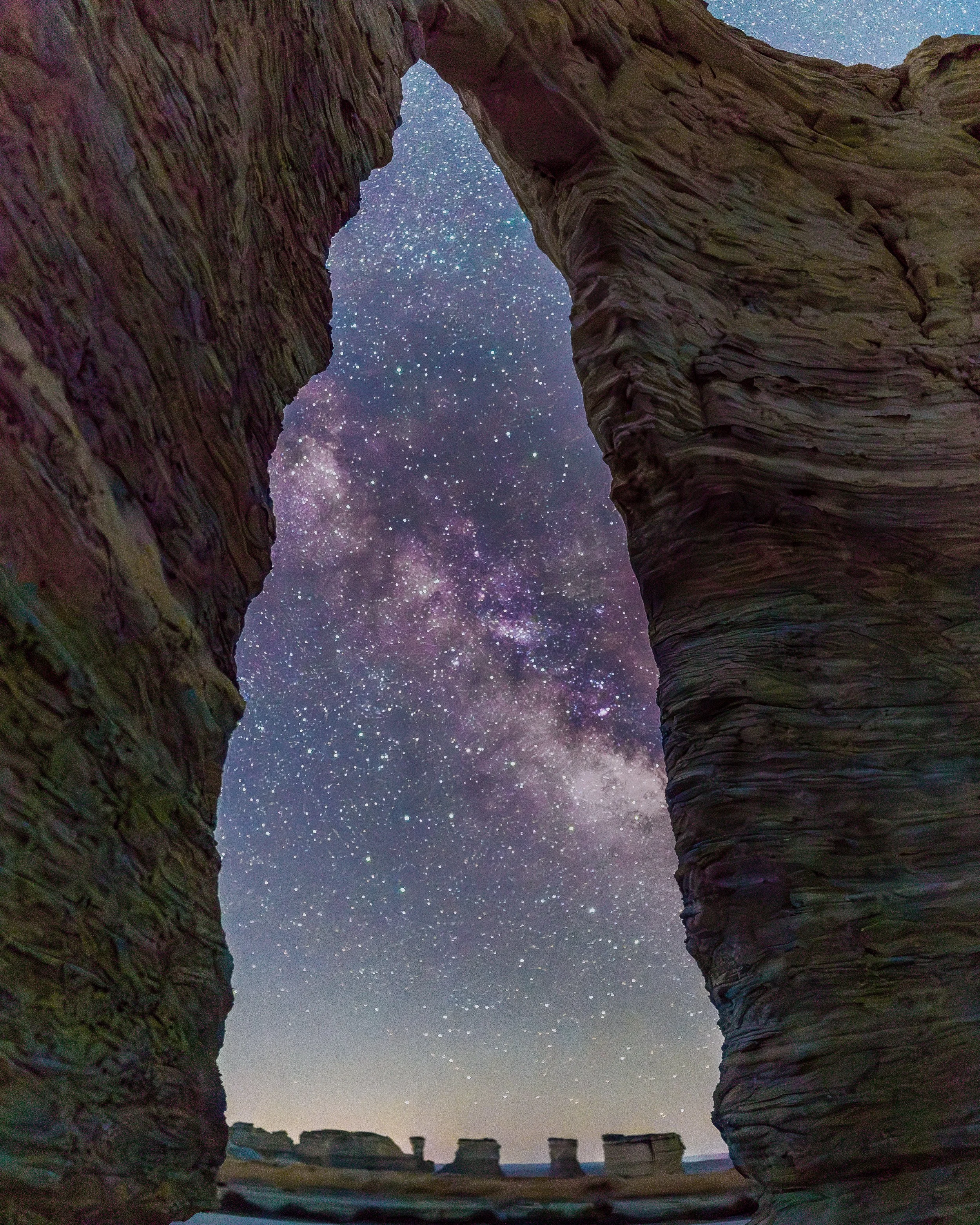 Milky Way Keyhole at Monument Rocks