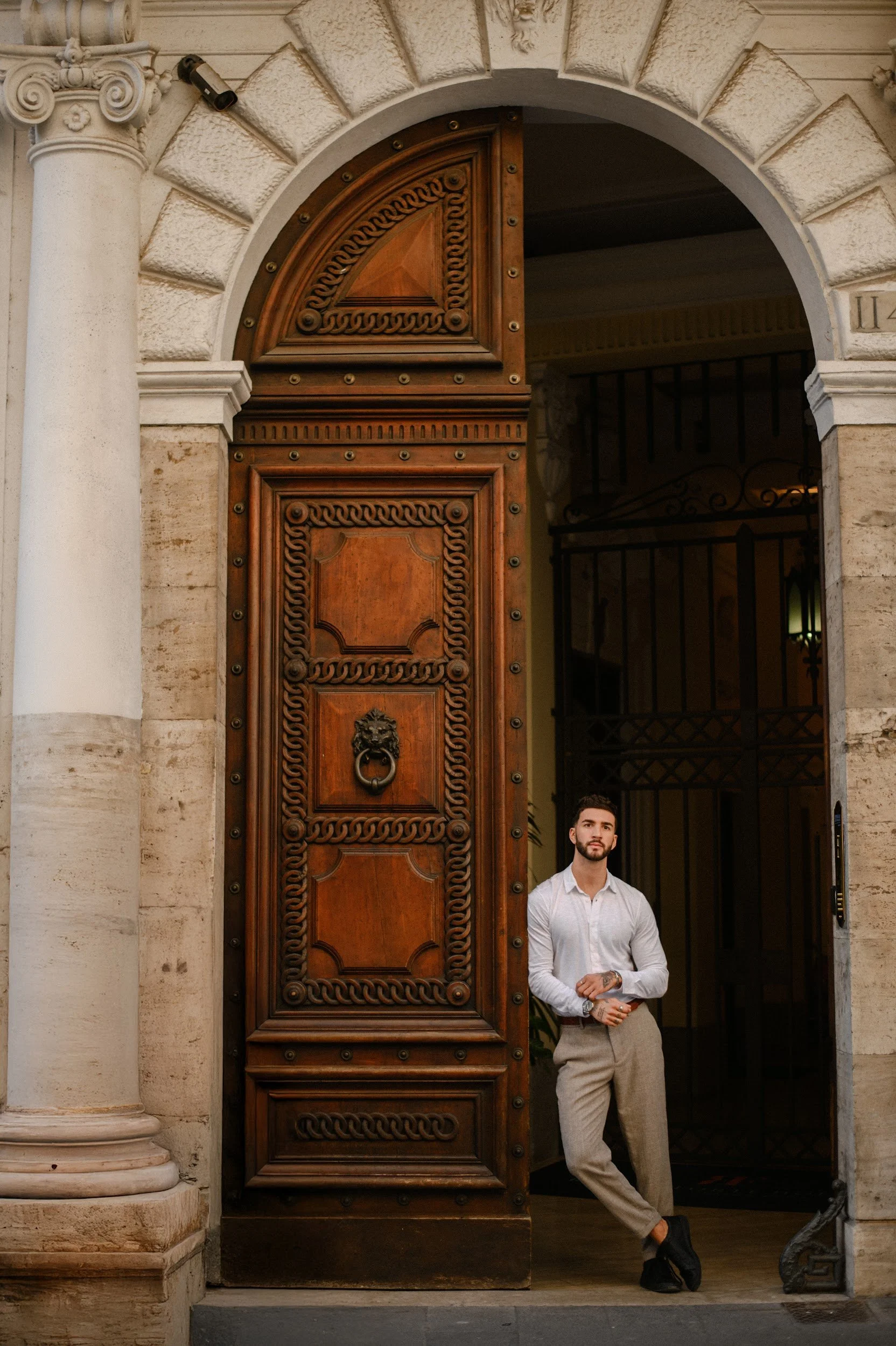Solo photoshoot in Rome capturing natural candid moments