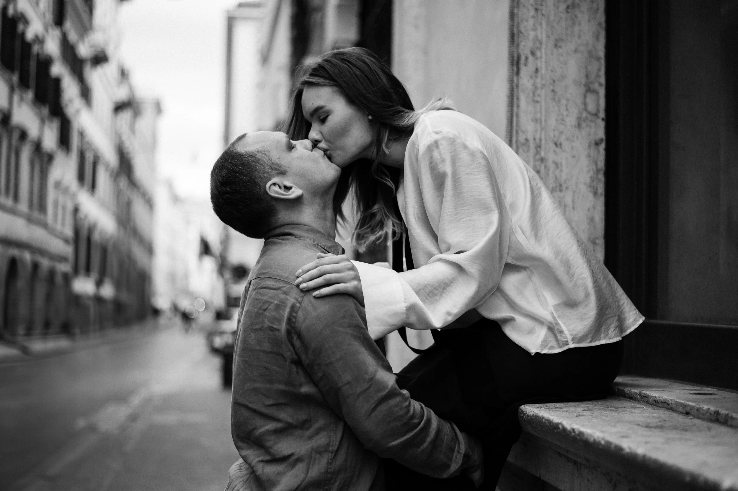 Photoshoot in a hidden gem in Rome