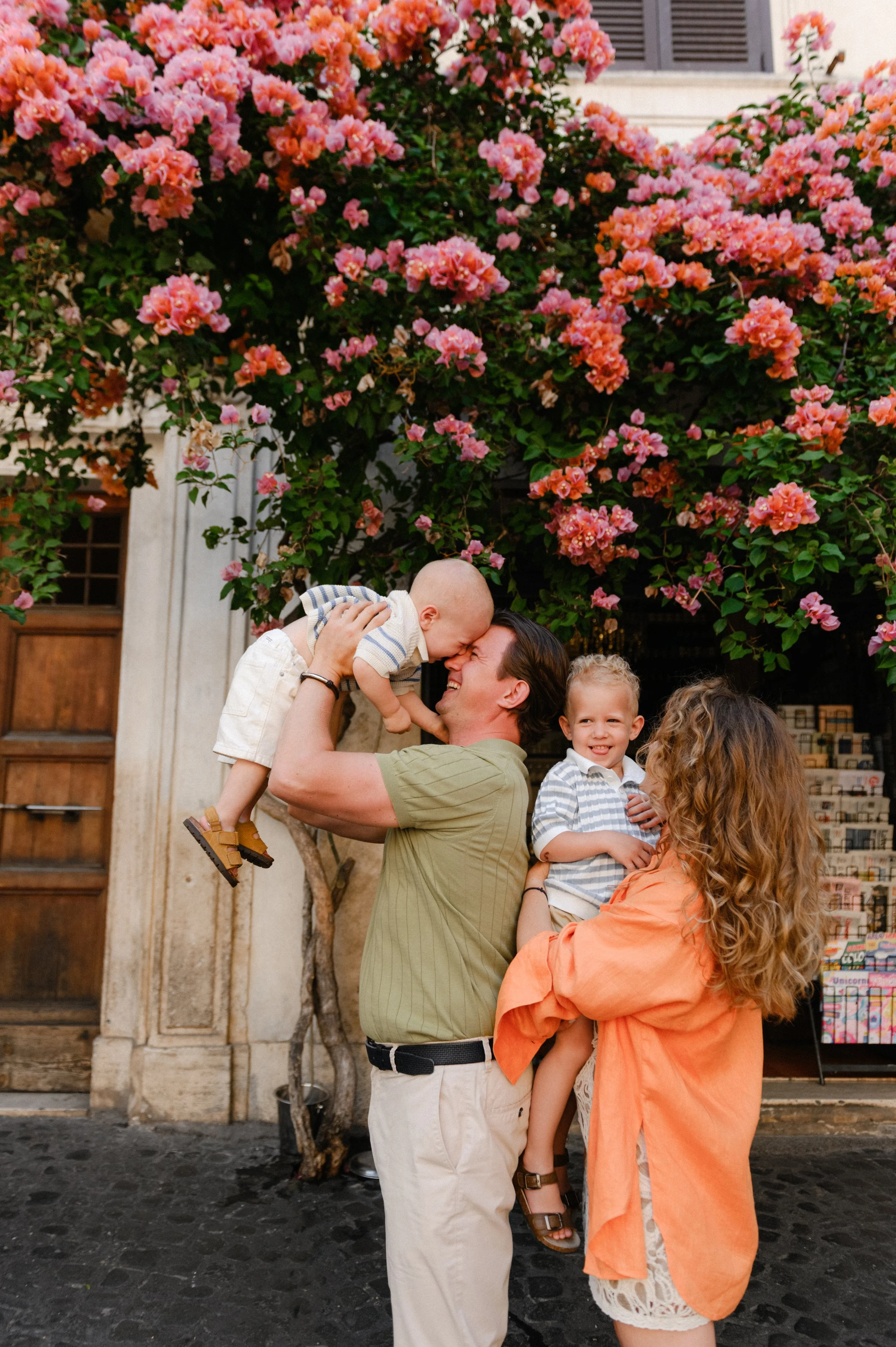 Family photoshoot in Rome with kids outdoor lifestyle session in Monti