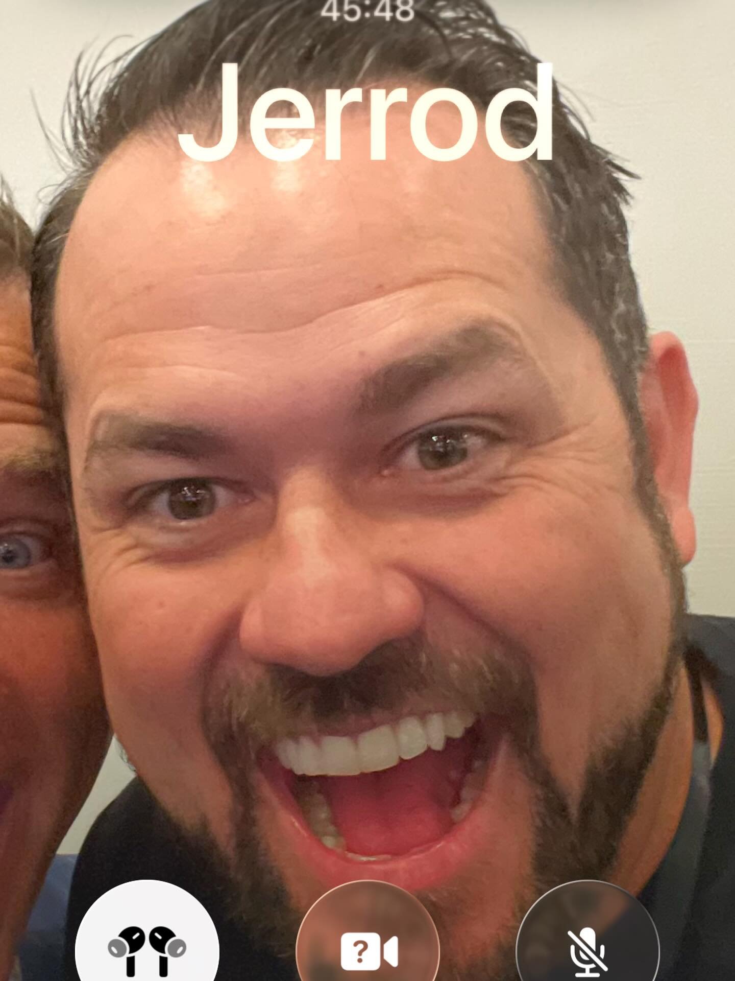 I just got off a call with my good friend @jerrodmurr. Let me tell ya, I like #ChatGPT for brainstorming and generating ideas. But what I always say about #AI is that it will never have a heart. All the knowledge and access to the best minds, data an