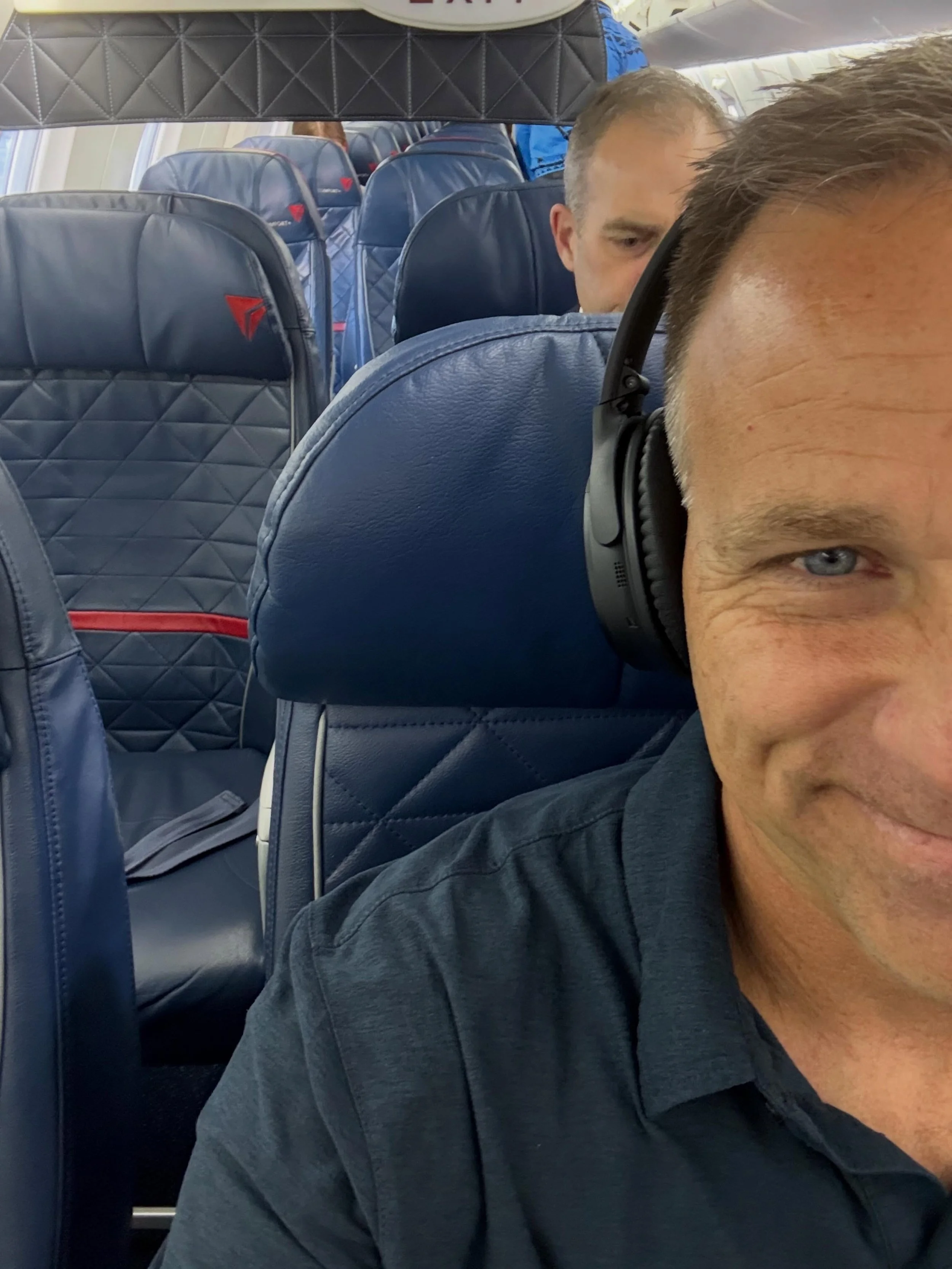 It has been a minute since I&rsquo;ve been on a plane. This season has required different attention. Grateful for the variety of life. 

Heading to #STL for my daughter&rsquo;s college graduation! Exciting season ahead for her. 🎓