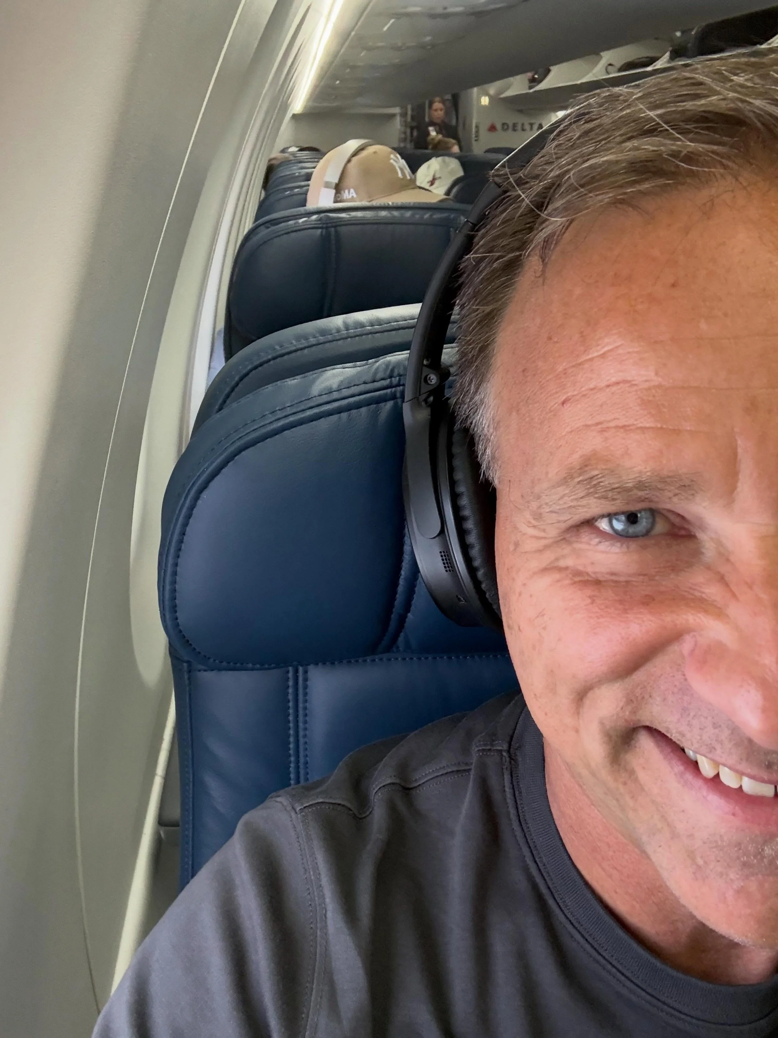 Quick trip to #NYC. A couple cool mtgs today, get to hang with @mirjnyc, then tonight I see my old friend @theofficialsting for #TheLastShip at the Met. It&rsquo;s a good day.
