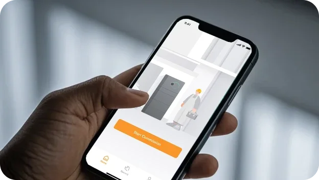 myLumenHaus Installateur-App auf Smartphone, für schnelle und unkomplizierte Inbetriebnahme durch Elektriker.