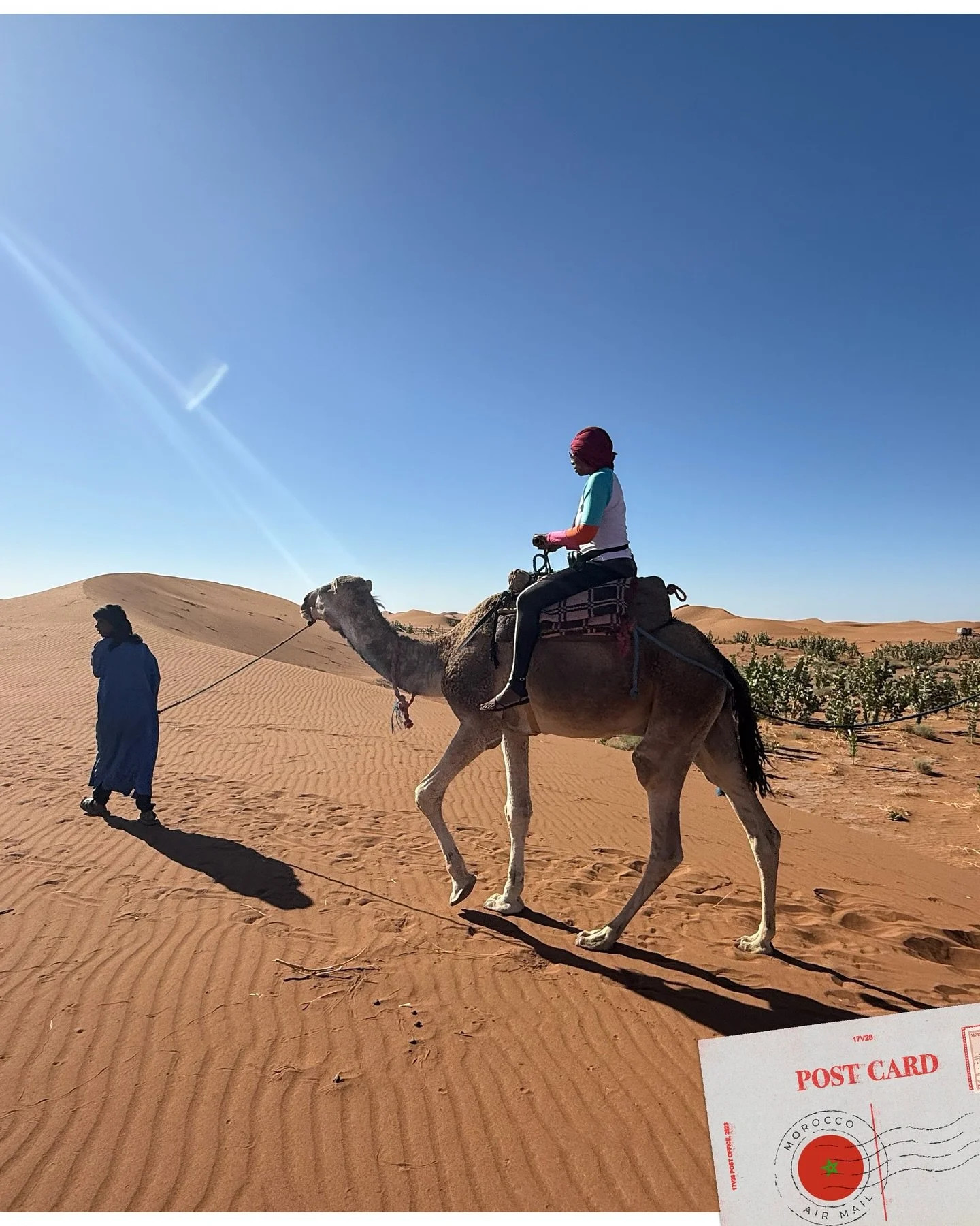 Day 319: FINALLY sharing the magic of Morocco with you! 🇲🇦The weather tried its best but time with family and friends made this trip had it all. 

My fresh skin secret weapon (when the weather was unpredictable) 👉 @luxewipes
