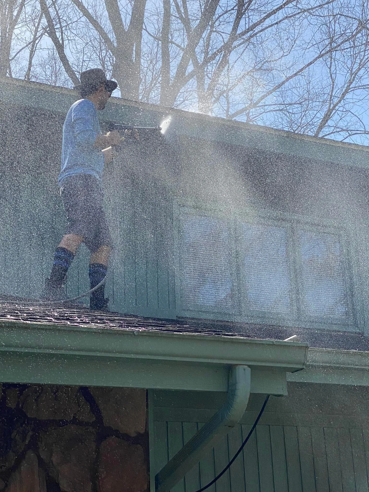 Powerwashing_Painting_Services_Team_20.jpg