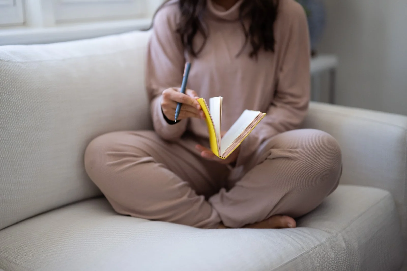 The Benefits of Journaling: A Conversation with your Past, Present, and Future Self