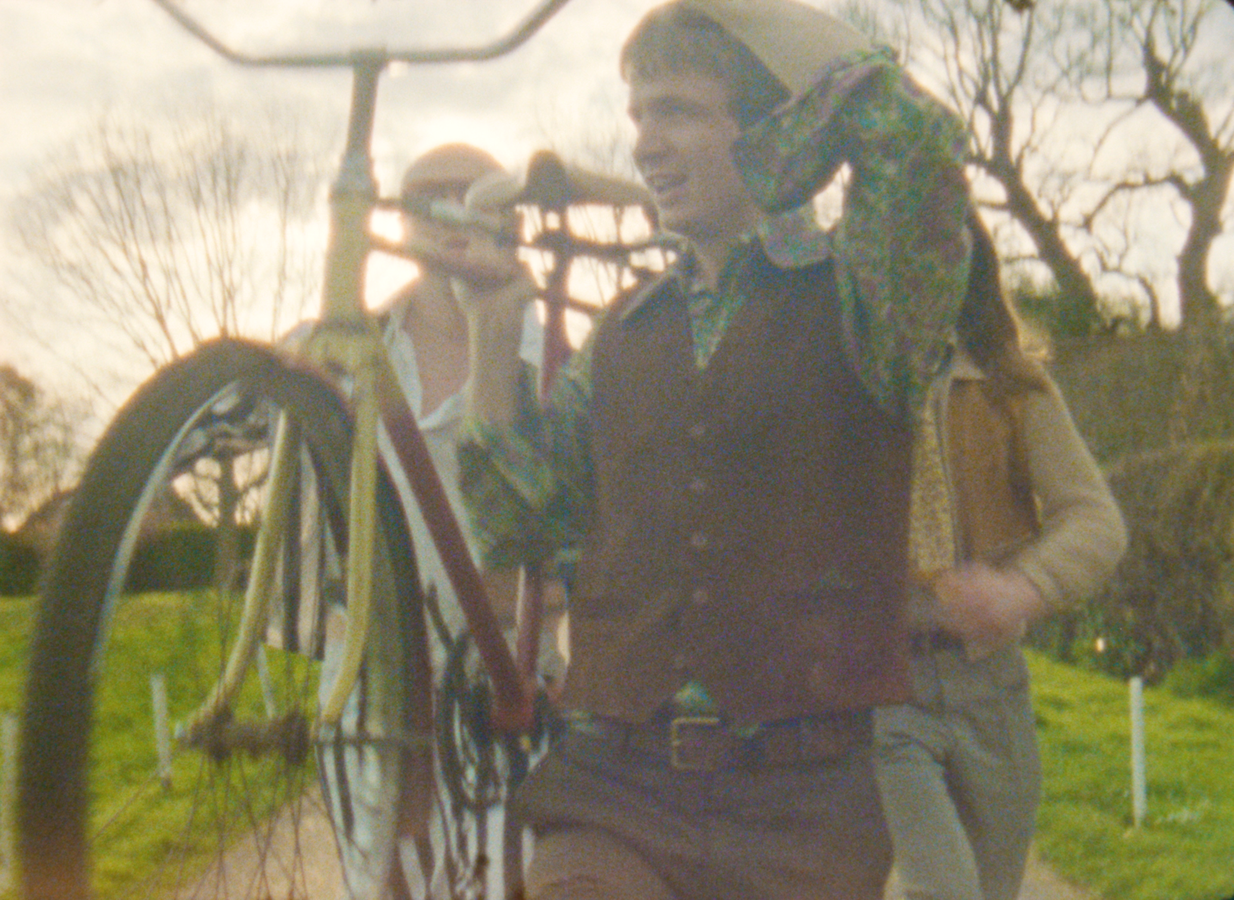 OUTER E13 ORIGINAL.00_01_59_07.Still139.png