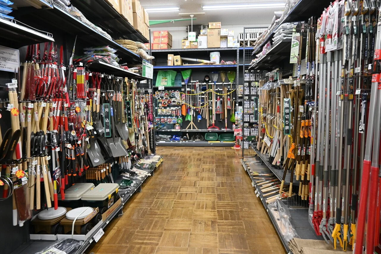 My Family Business Story: What My Parents’ Hardware Store Taught Me About Teamwork, Tension, and Tools