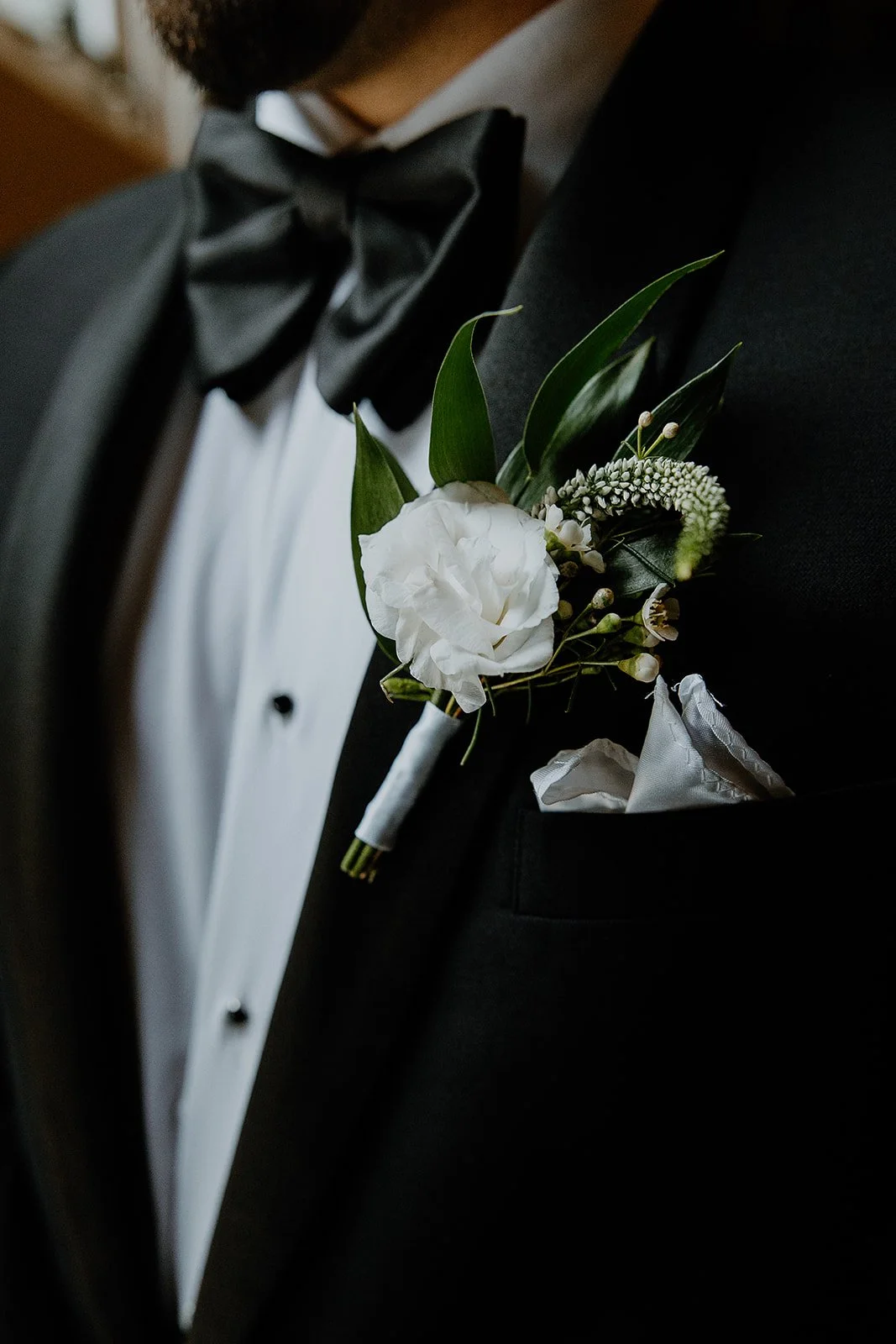 STUDIO-ATTIS-VAZQUEZ-WEDDING-BOUTONNIERE.jpeg