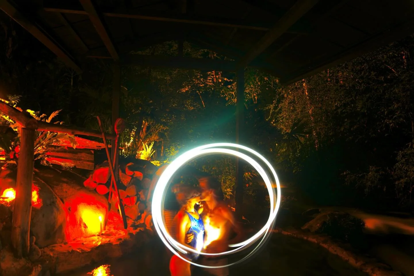Happy New Year ✨ Closing the year exactly where we&rsquo;re meant to be 💙💛

These are some more favorites from our last trip to @lacarolinalodge where we played with long-exposure settings and got to paint with light using using flash light.

If yo