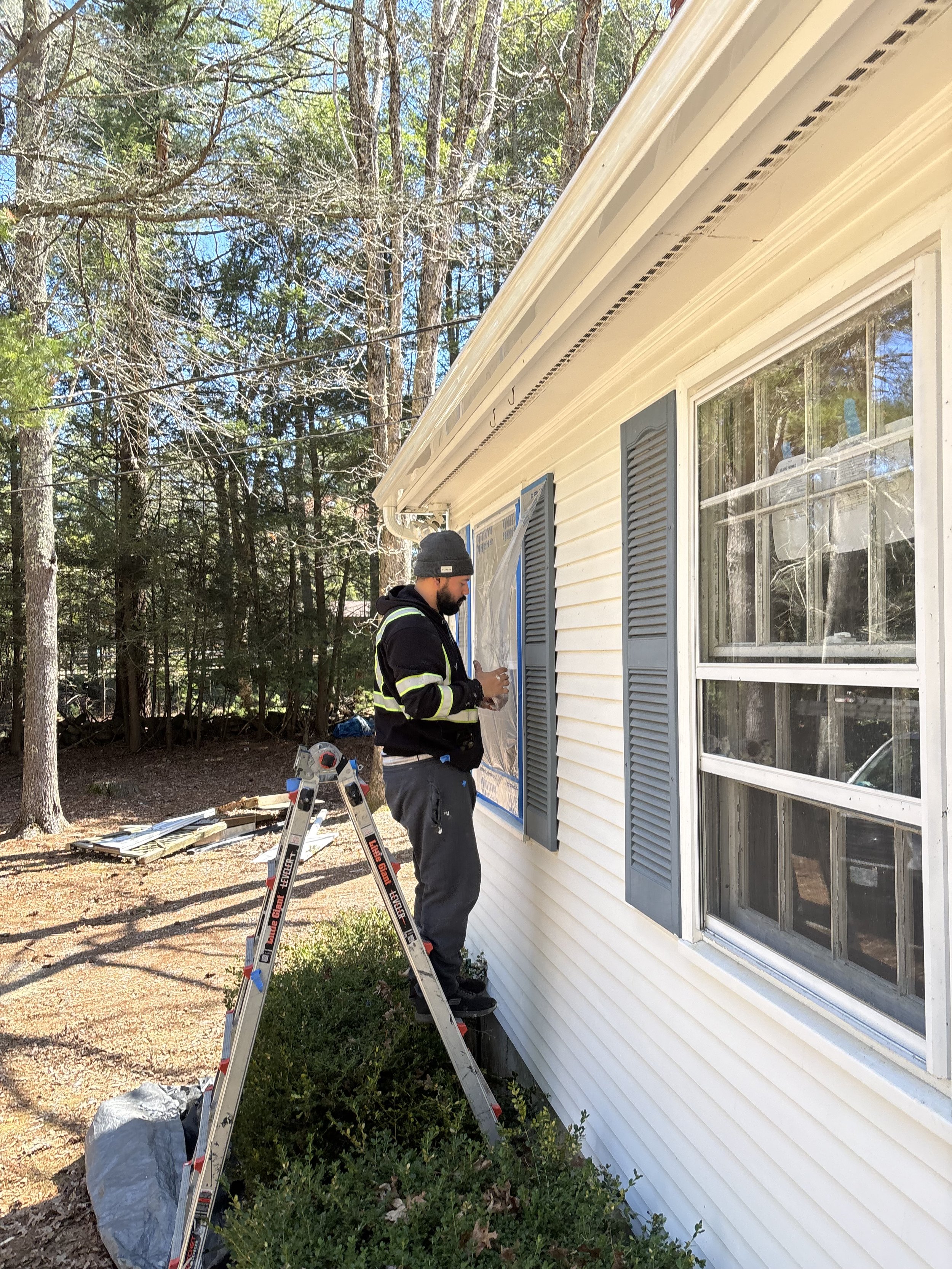 Residential and commercial exterior cleaning, power washing, and paint stripping services by C&E Services in Rhode Island & Massachusetts