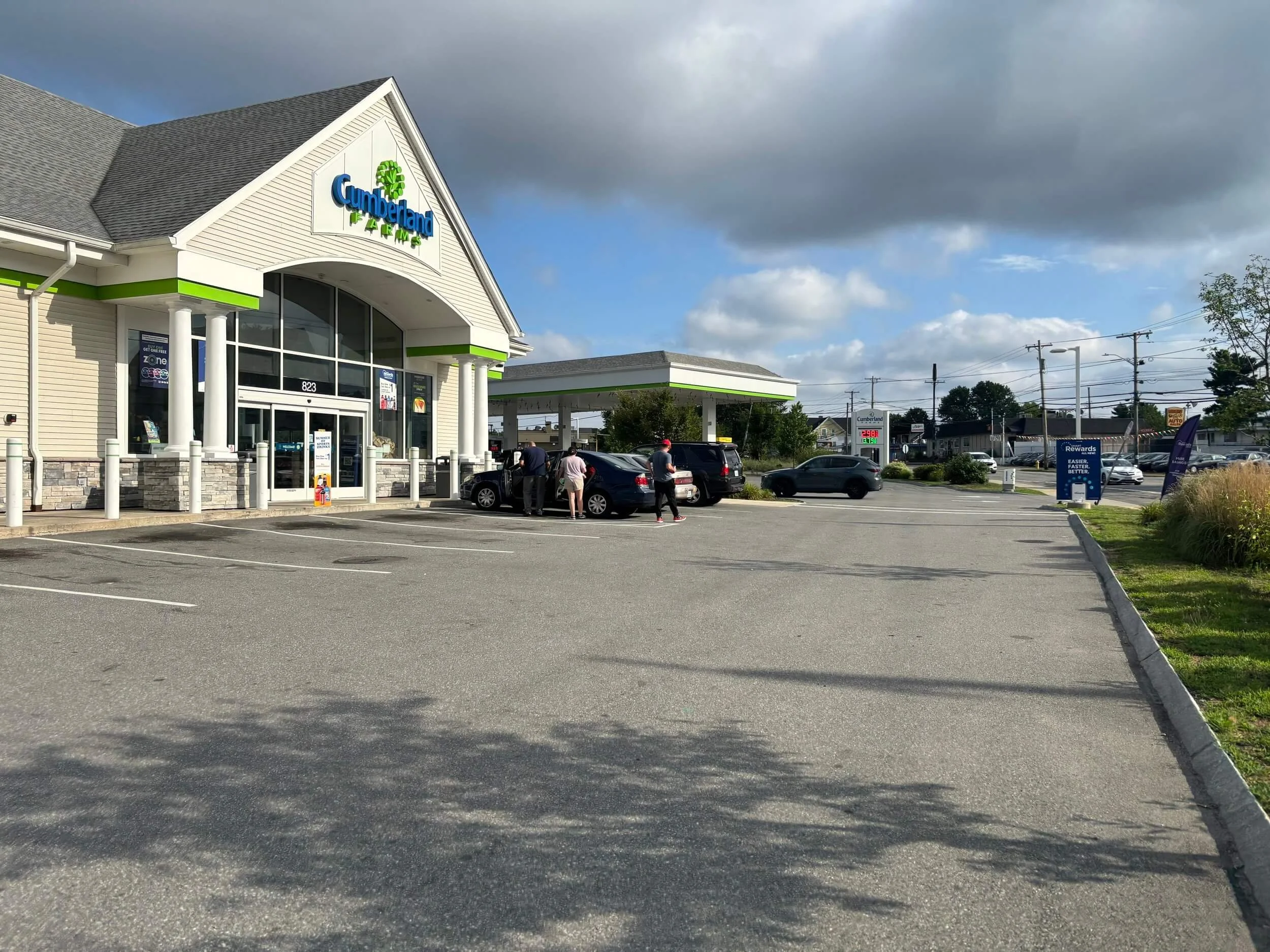 Weekly Commercial Maintenance in Rhode Island.