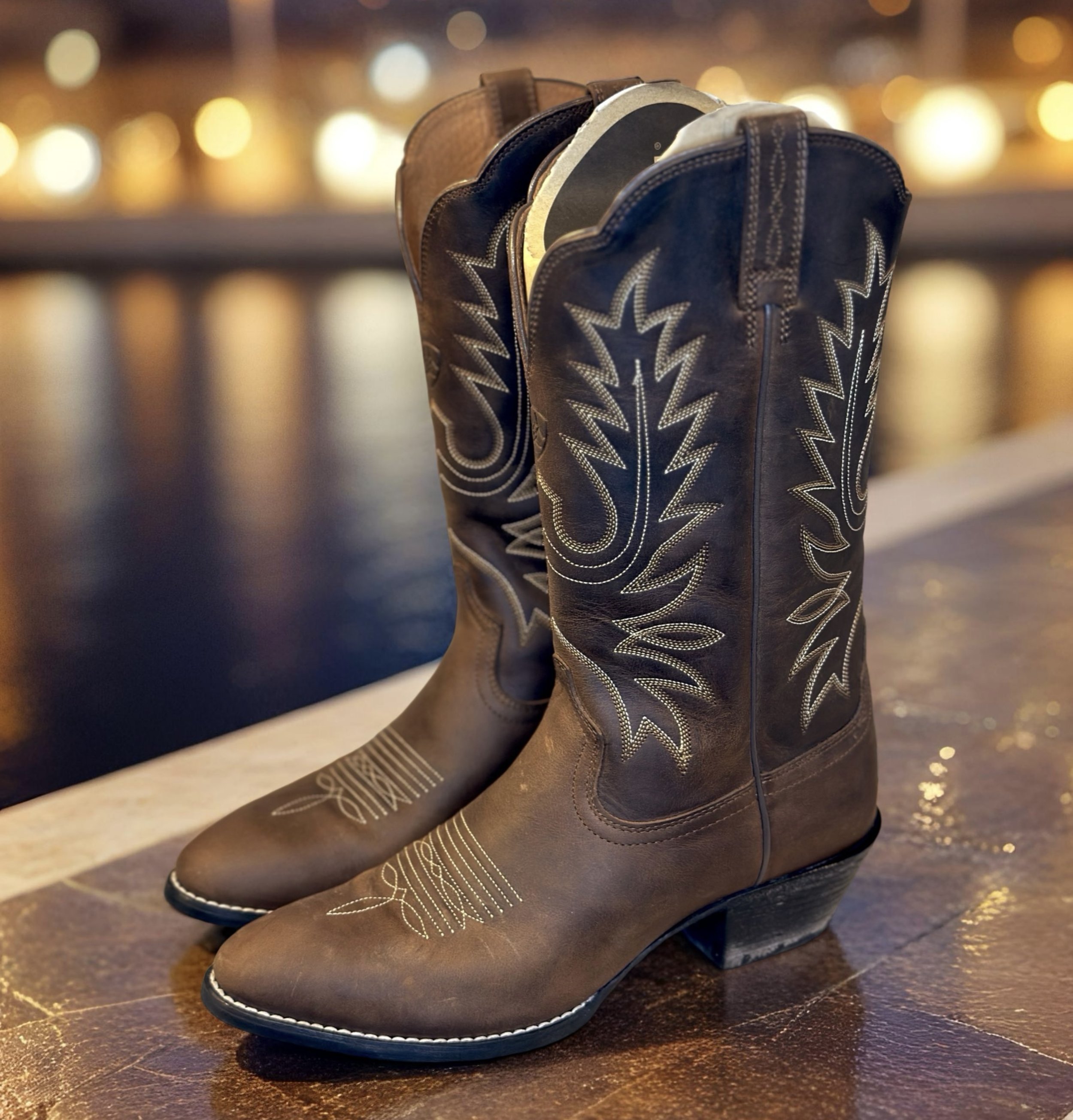 ARIAT brown boots size 9.5