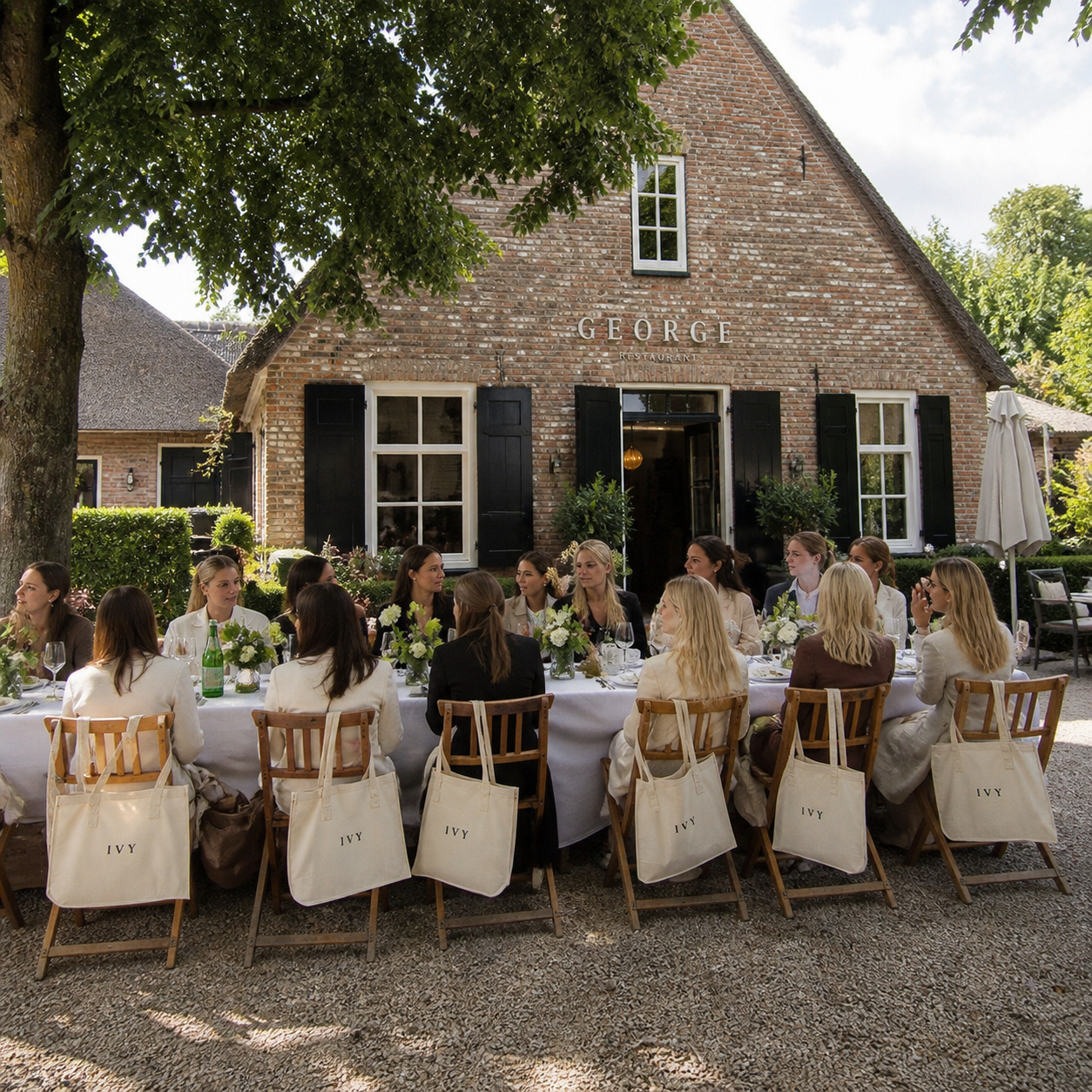 Sold out - Lunch - L.A. George in Laren