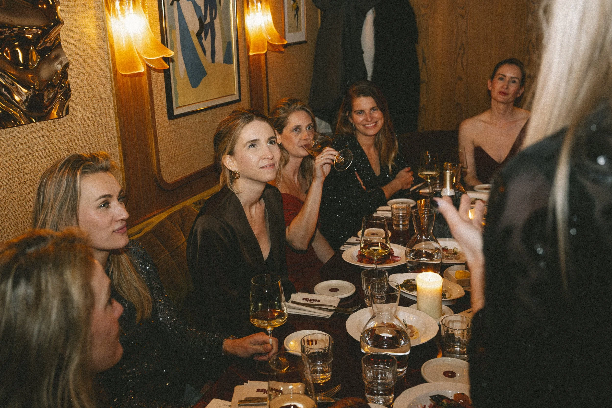 03 2026 Marcella speech groep - Saint-IVY Dinnerparty Bonfire.jpg