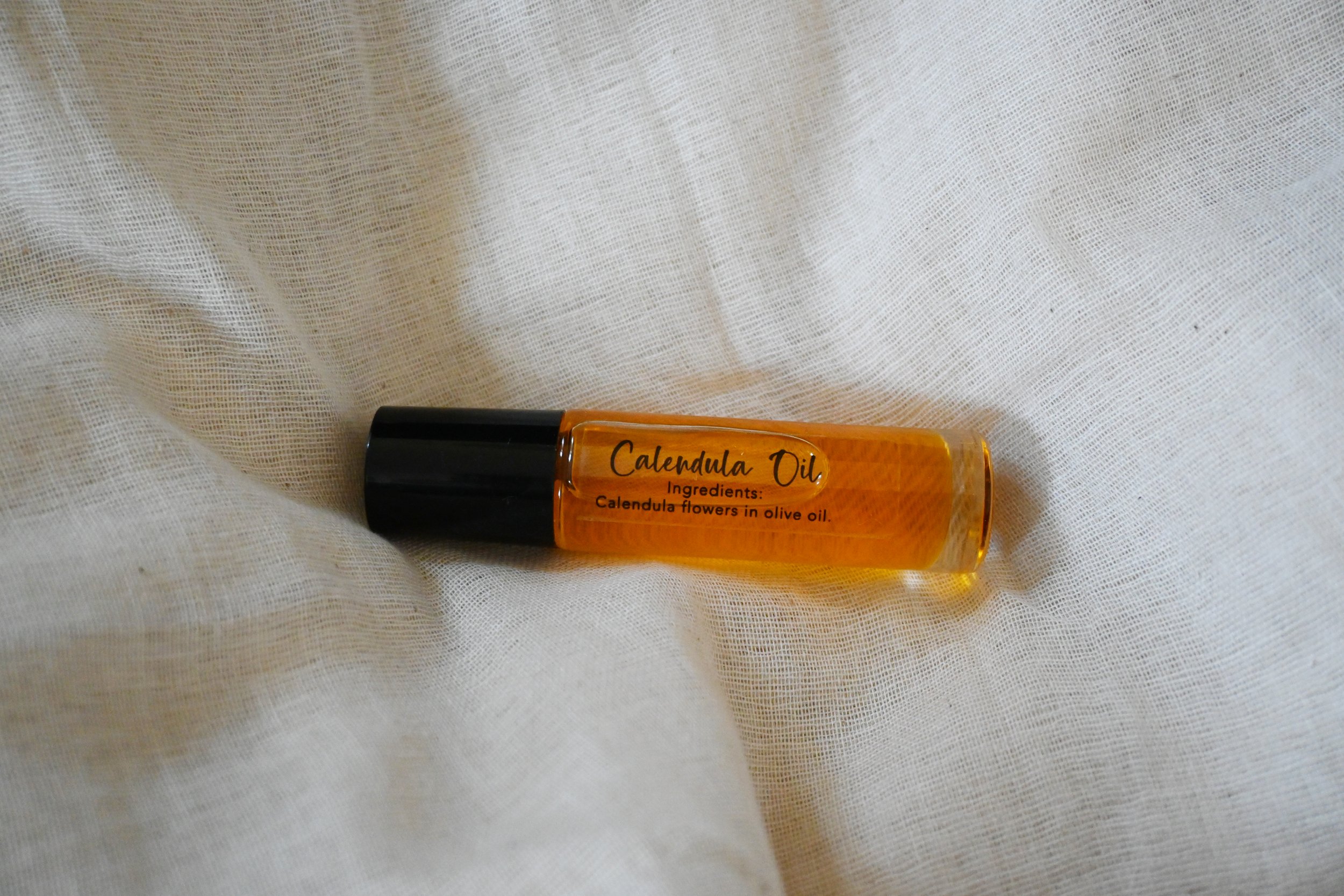Calendula oil.jpg