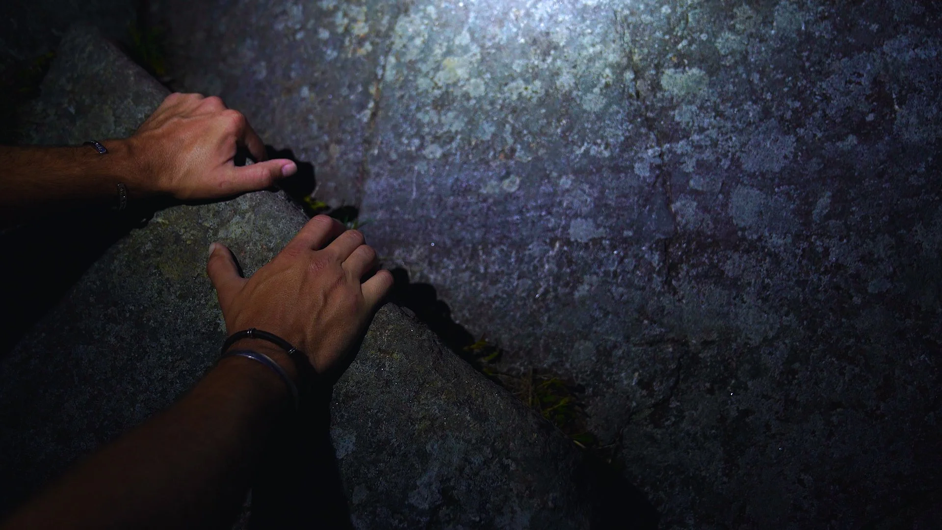 Sequence 02.00_00_11_02.Still002.jpg