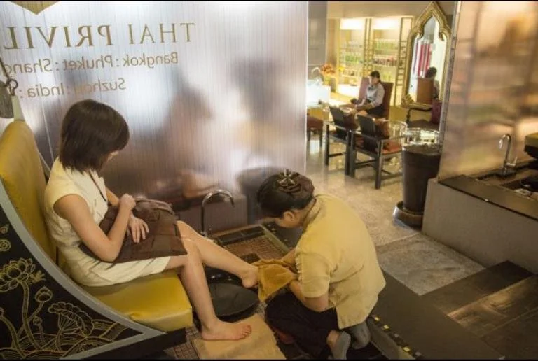 Glitz and desperation in a Bangkok divided by income