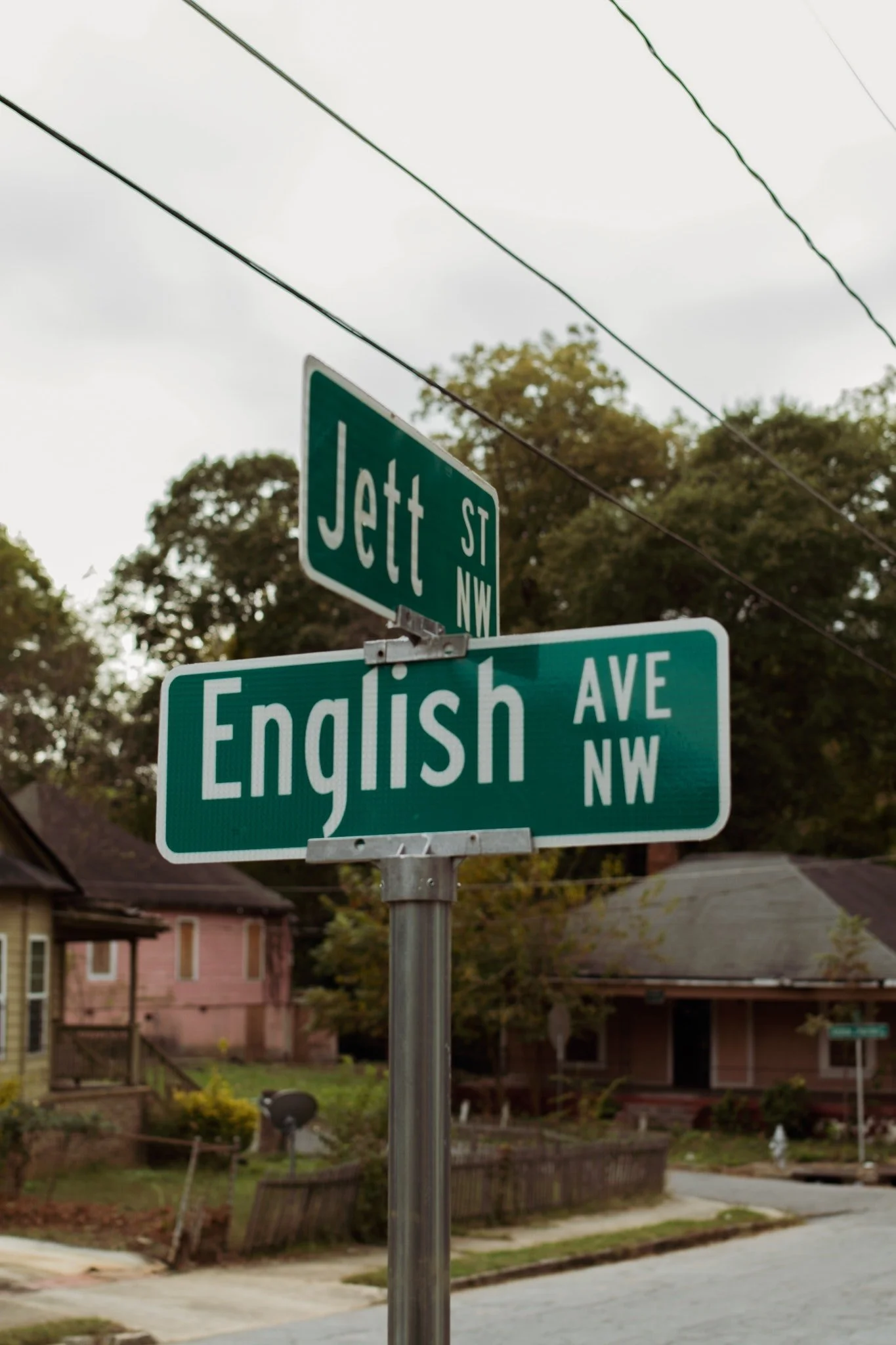  Located in the Bluffs neighborhood, English Avenue is an infamous street in Atlanta. (Photo by Asha Stuart/GroundTruth) 