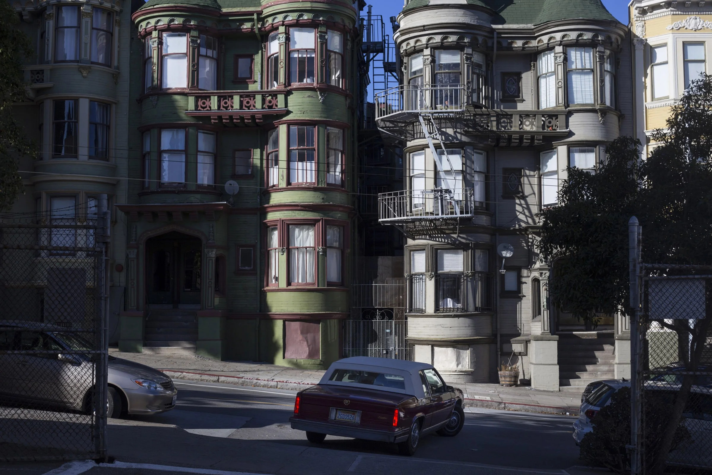  A Cadillac makes its way out of the Third Baptist Church parking lot in the Fillmore district of San Francisco, California, on Sunday, November 5, 2017. (Photo by Brittany Greeson) 