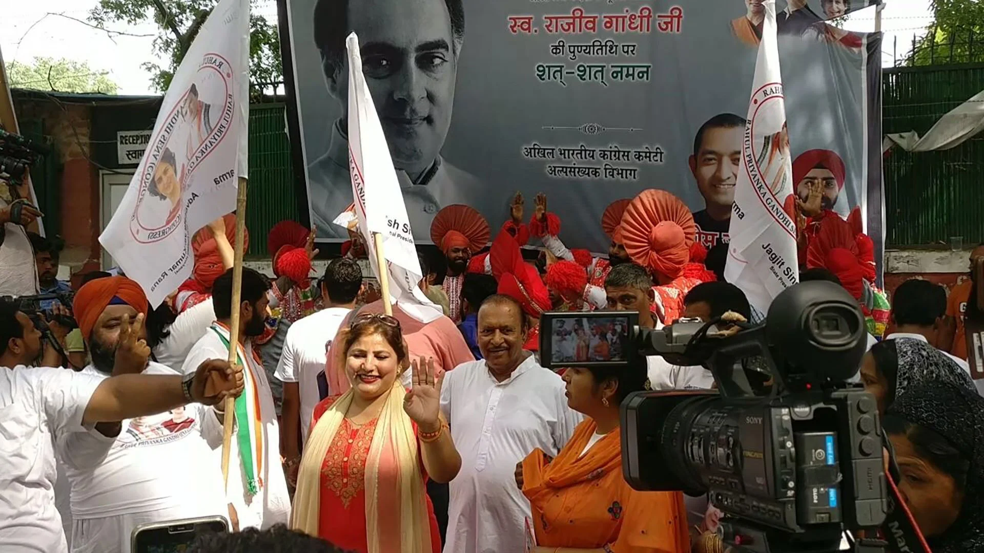  India Democratic Congress Party supporters gathered in the early hours outside the party headquarters to show their support. — (Photo by Manon Verchot/GroundTruth) 