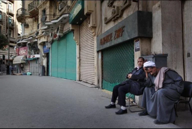 Egypt: Outside Tahrir, longing for normalcy