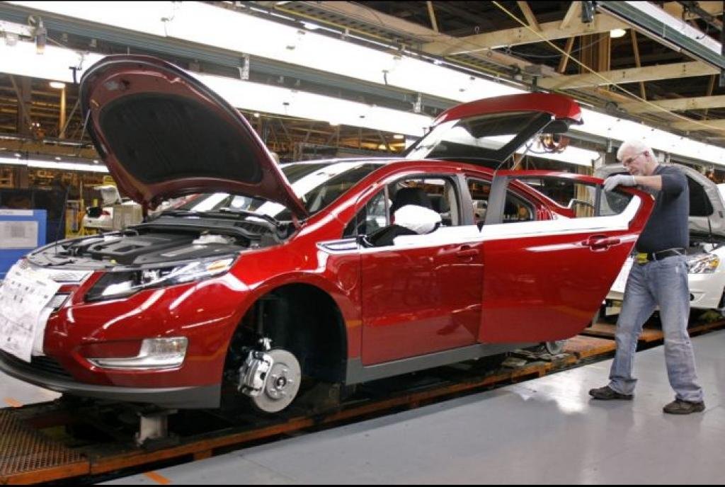 Analysis: After decades of outsourcing, manufacturing jobs coming home to US