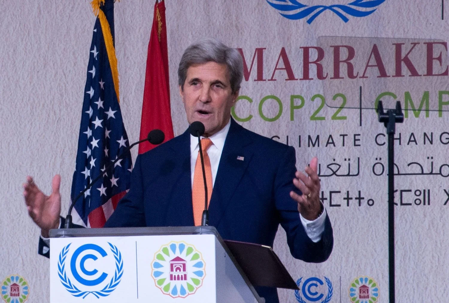 Kerry reassures climate summit as fast US withdrawal looks more likely