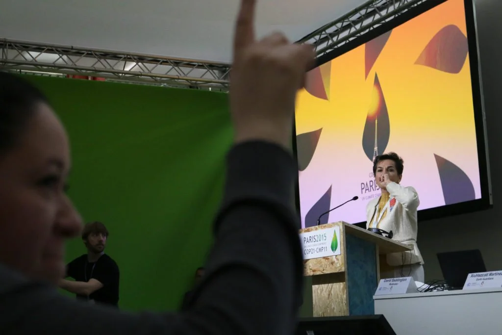 COP21: Youth turn up heat after feeling burned by UN climate head