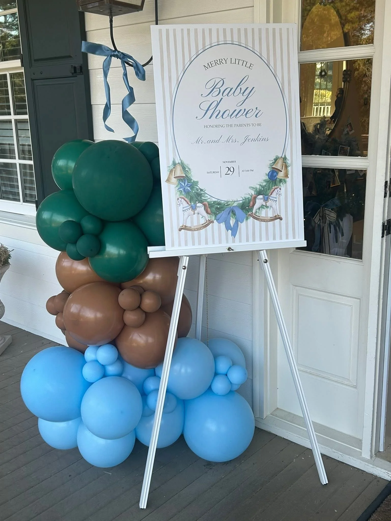 Baby Shower welcome sign with balloons