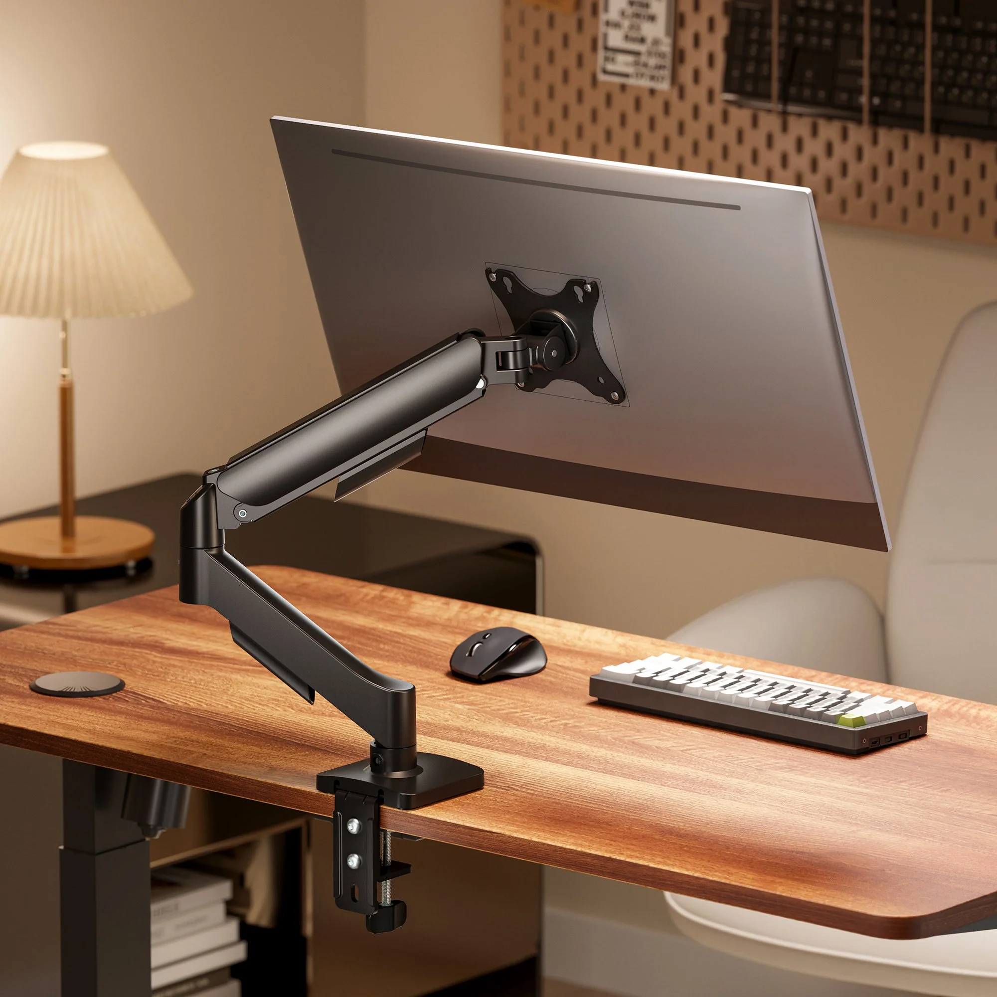 EZHYDRA1 lifestyle 2000x2000.jpg